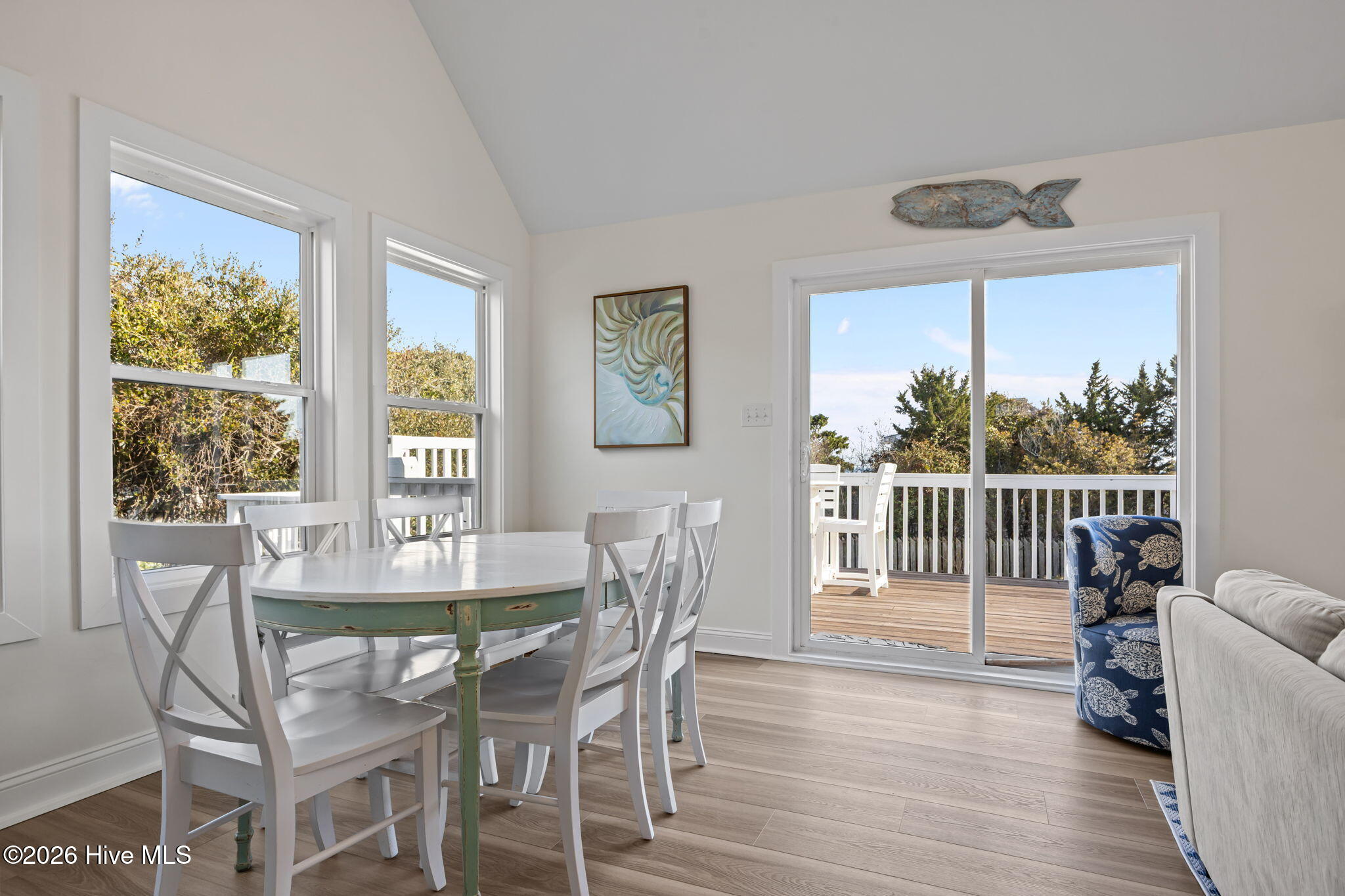 5423 Emerald Drive
