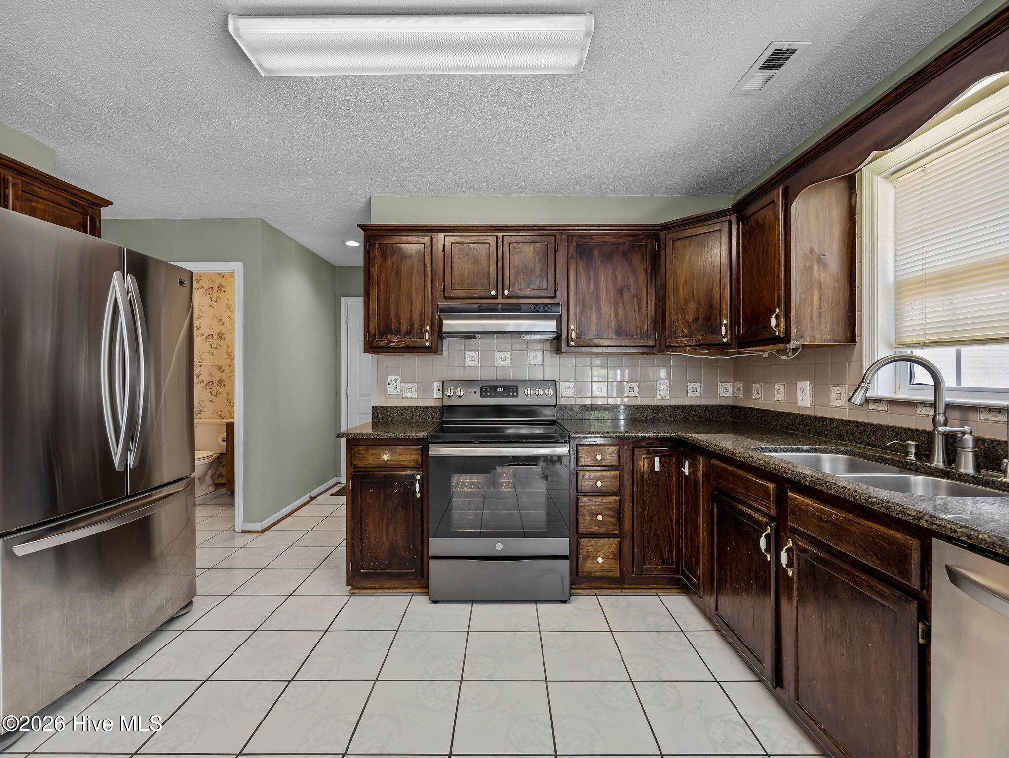 1017 N Commons Drive N