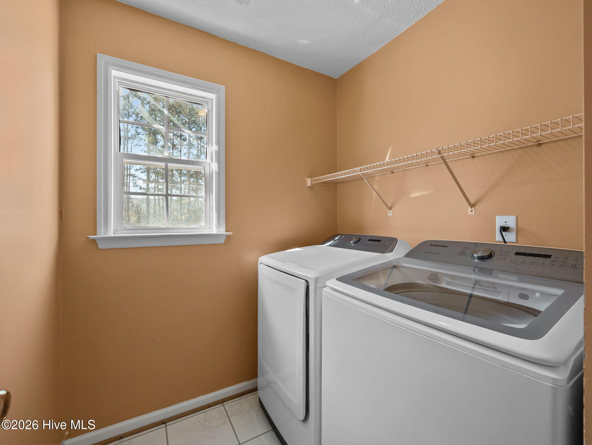 1017 N Commons Drive N