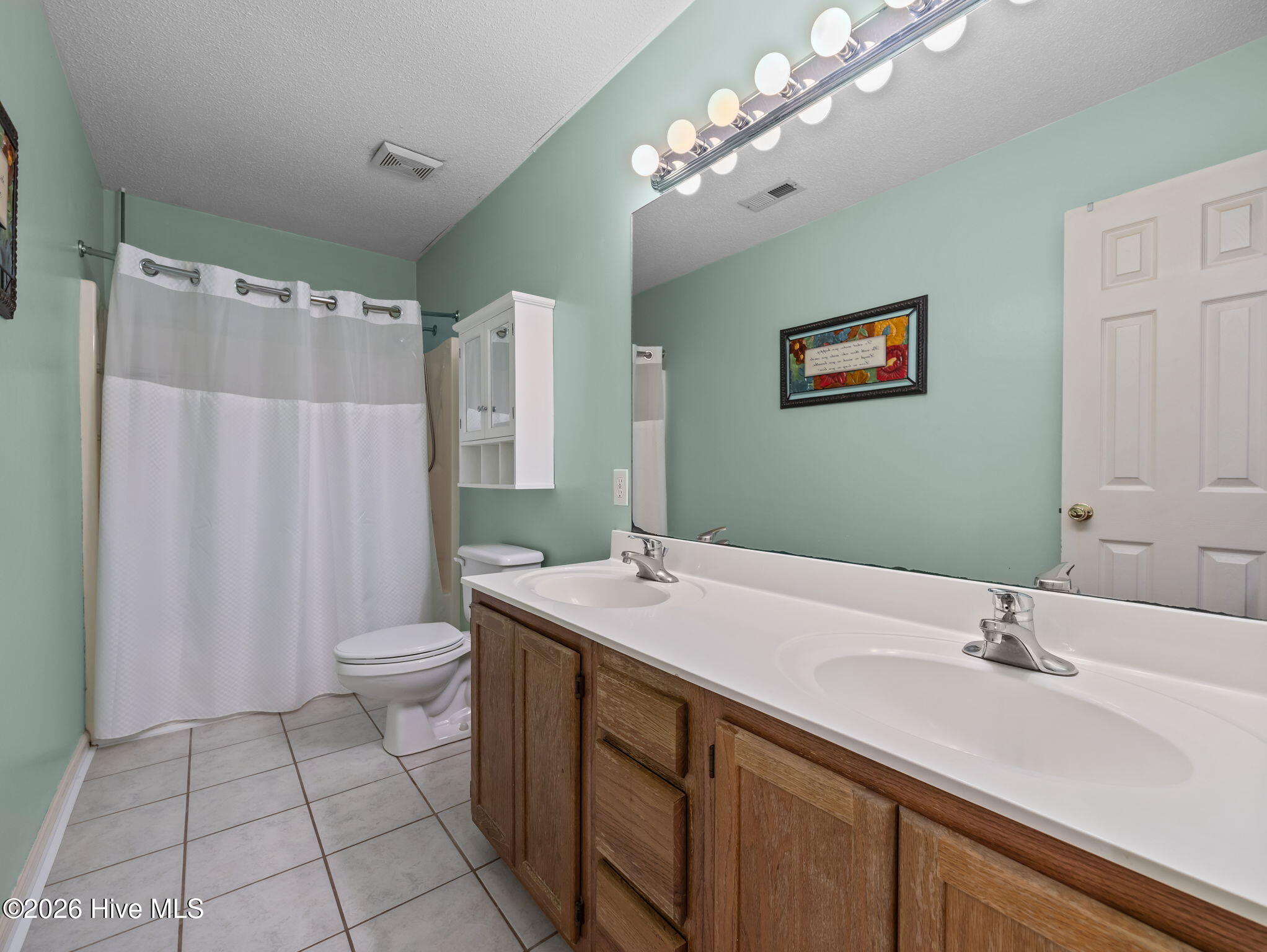 1017 N Commons Drive N