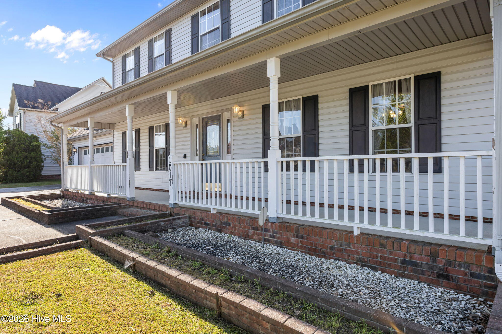 1017 N Commons Drive N