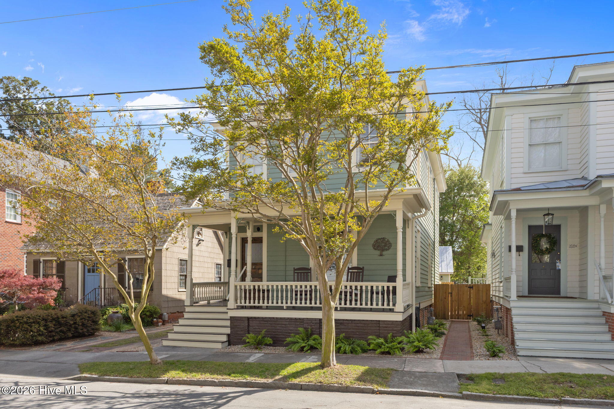 227 New Street