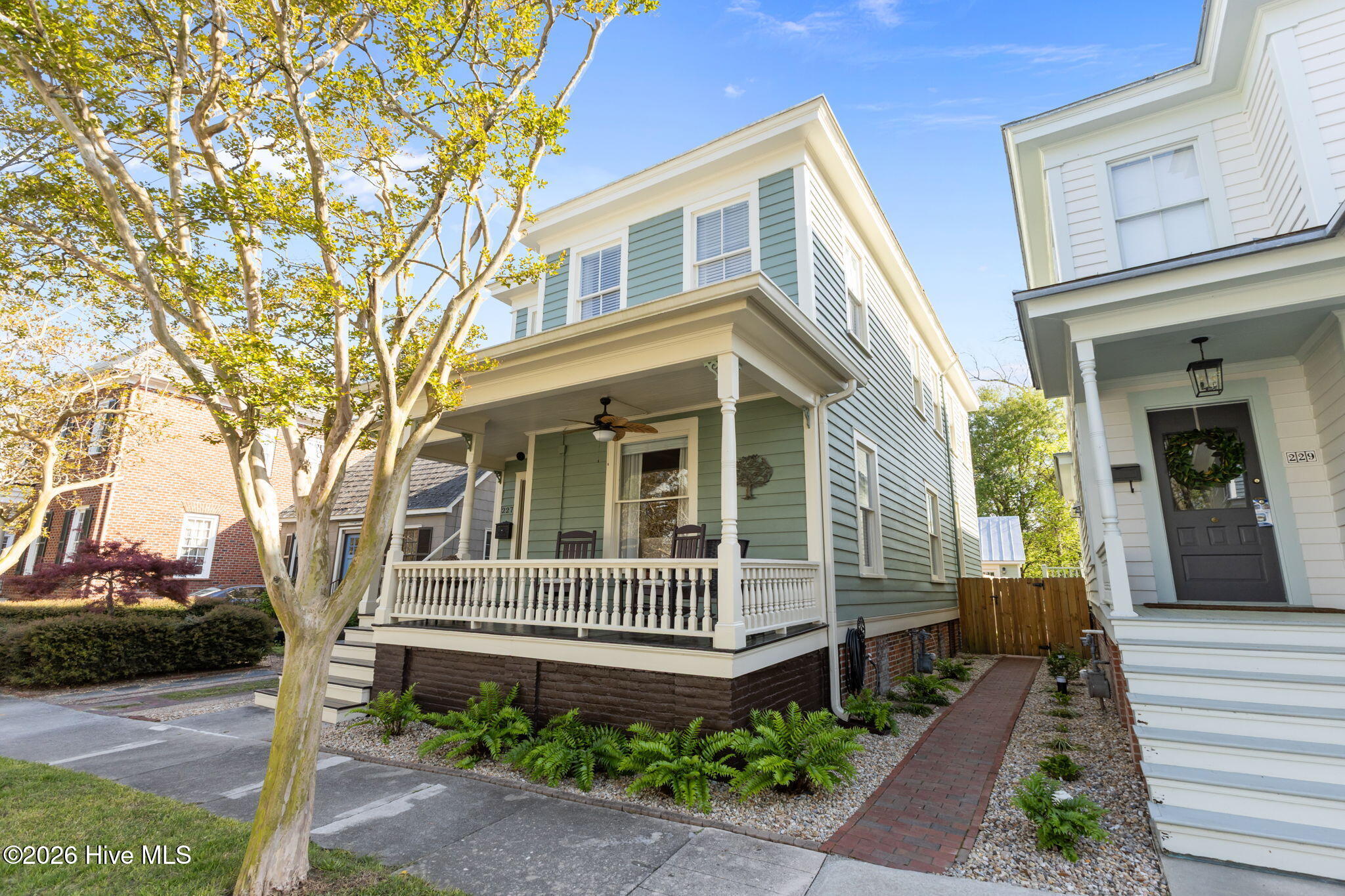 227 New Street