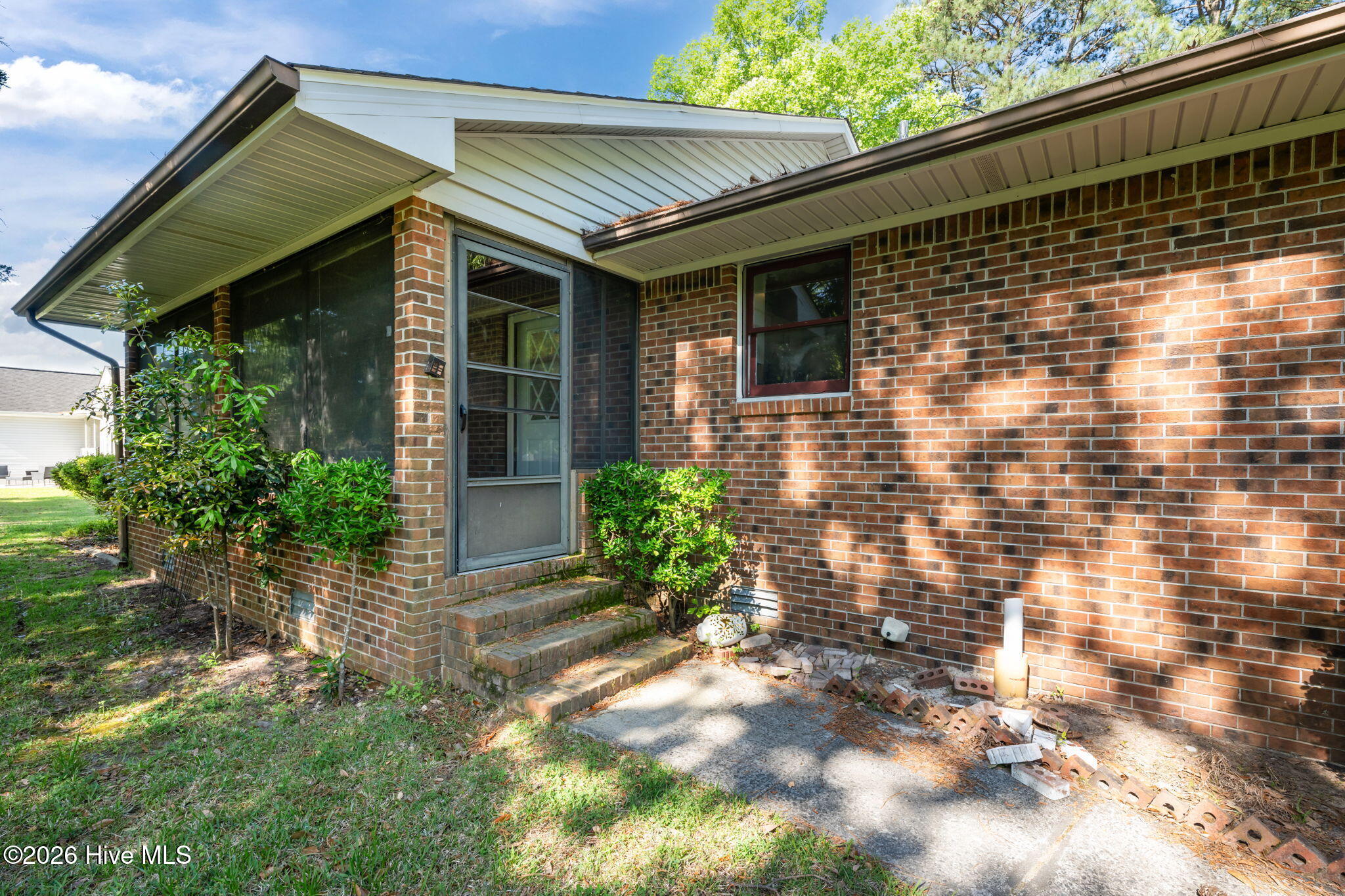 4802 Meadow Court Drive