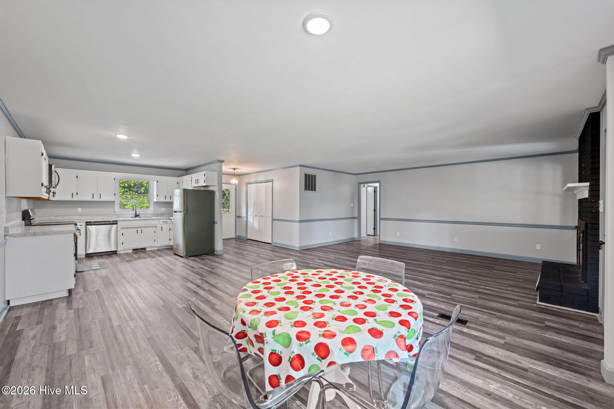 4802 Meadow Court Drive