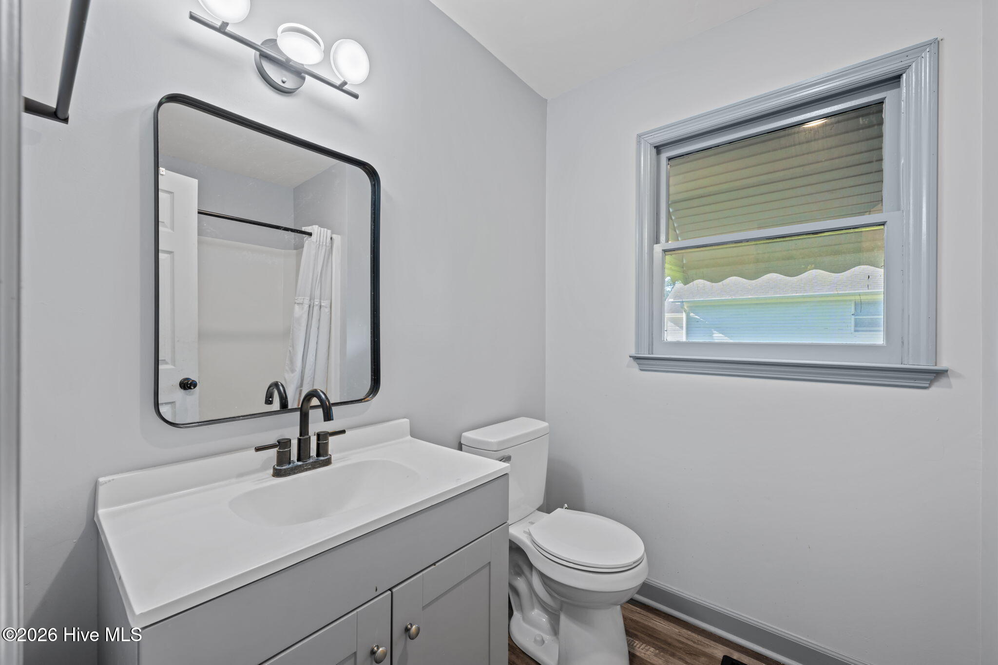 4802 Meadow Court Drive