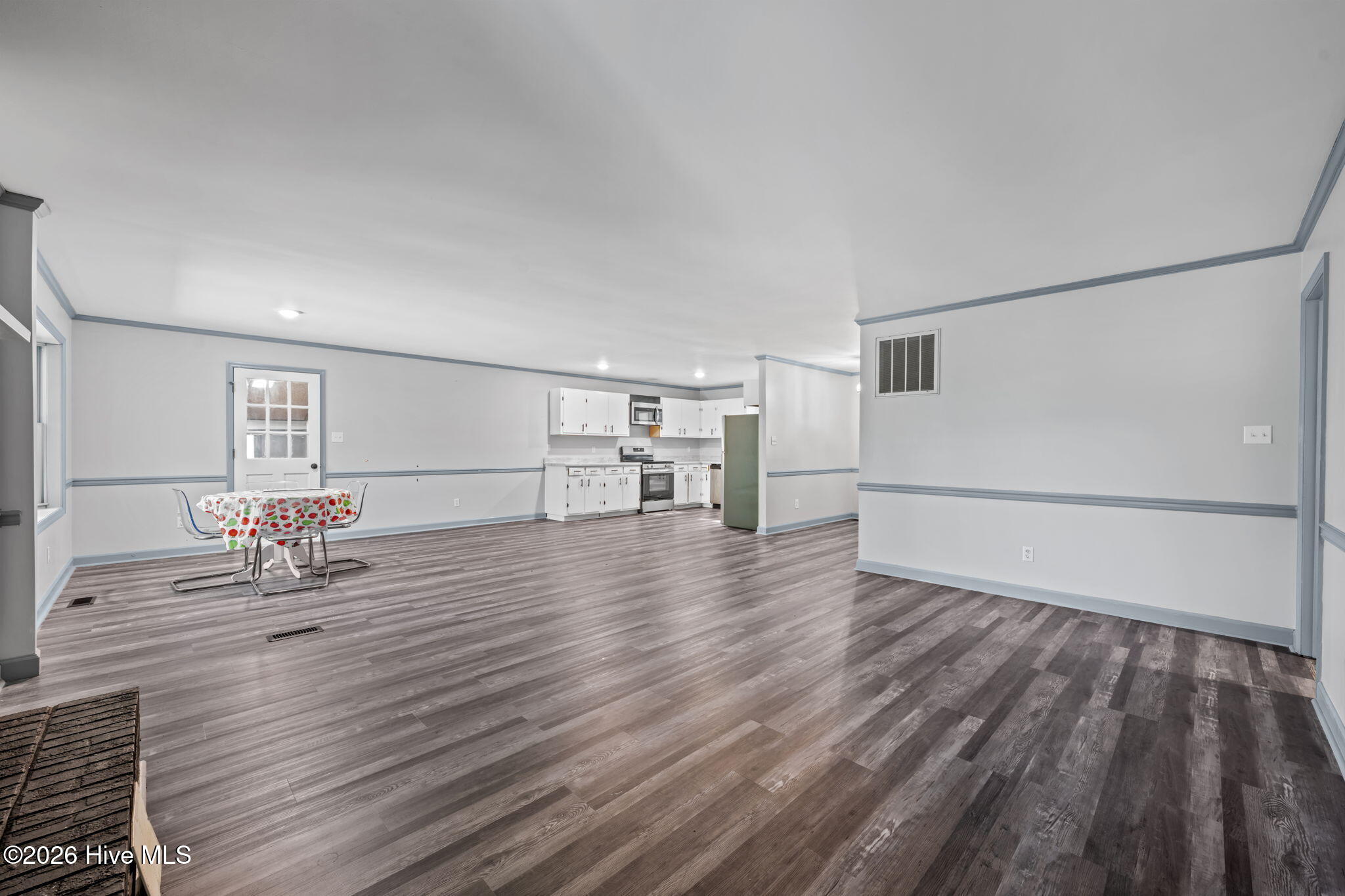 4802 Meadow Court Drive