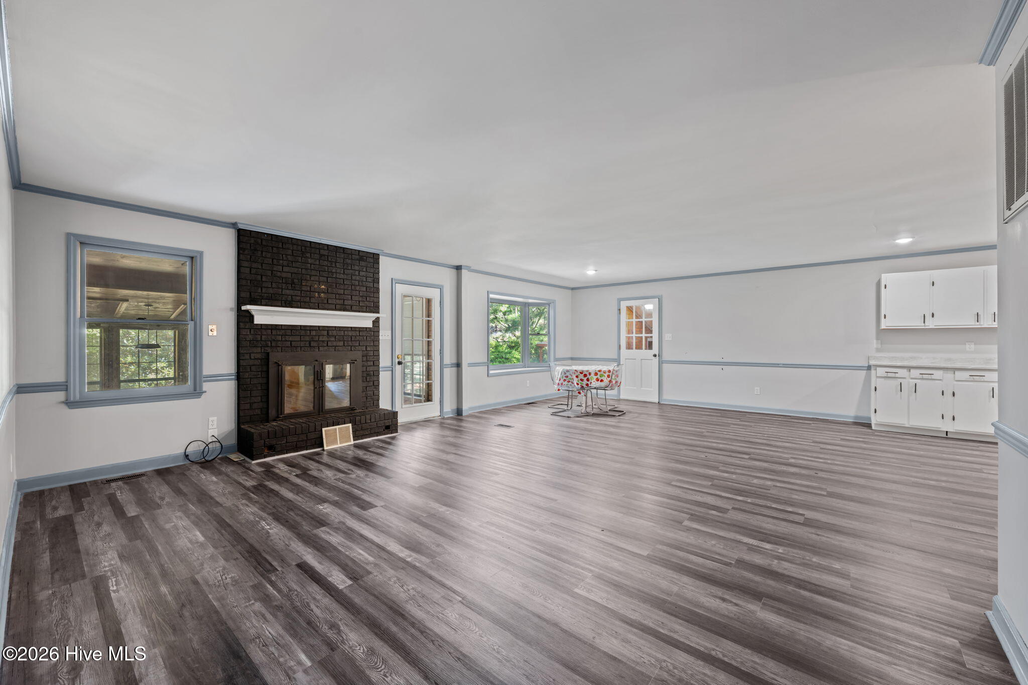 4802 Meadow Court Drive