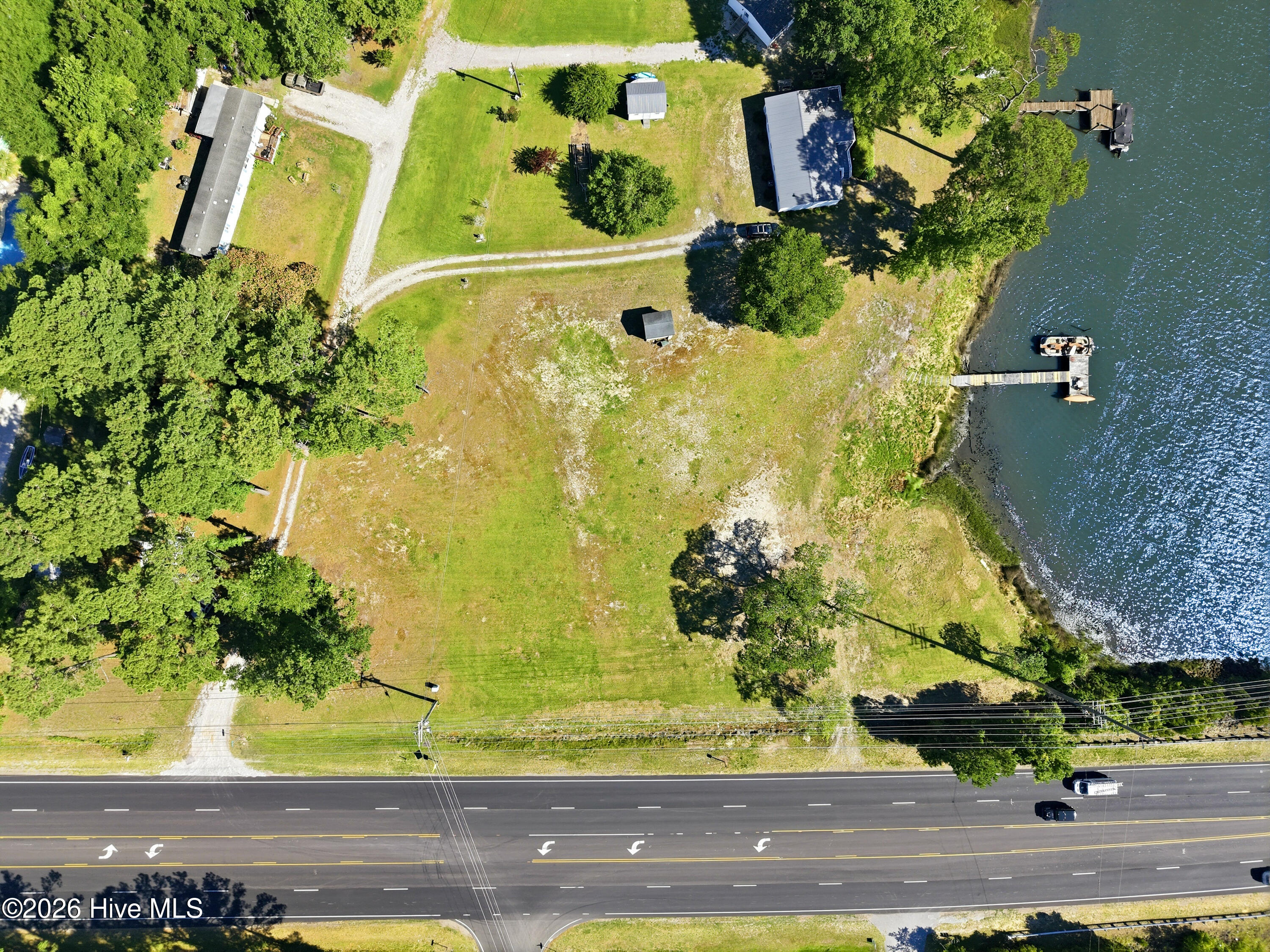 118 Russell Cove