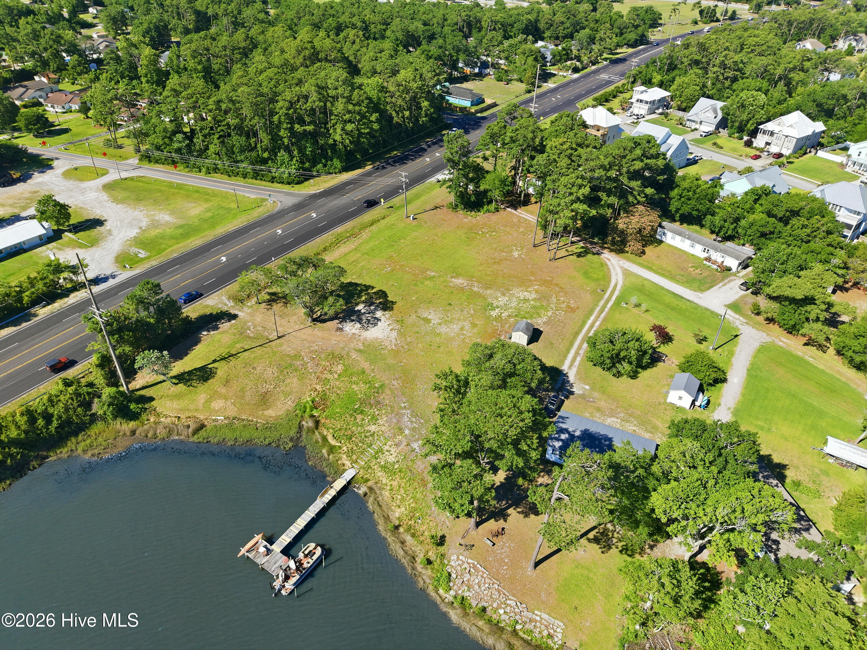 118 Russell Cove