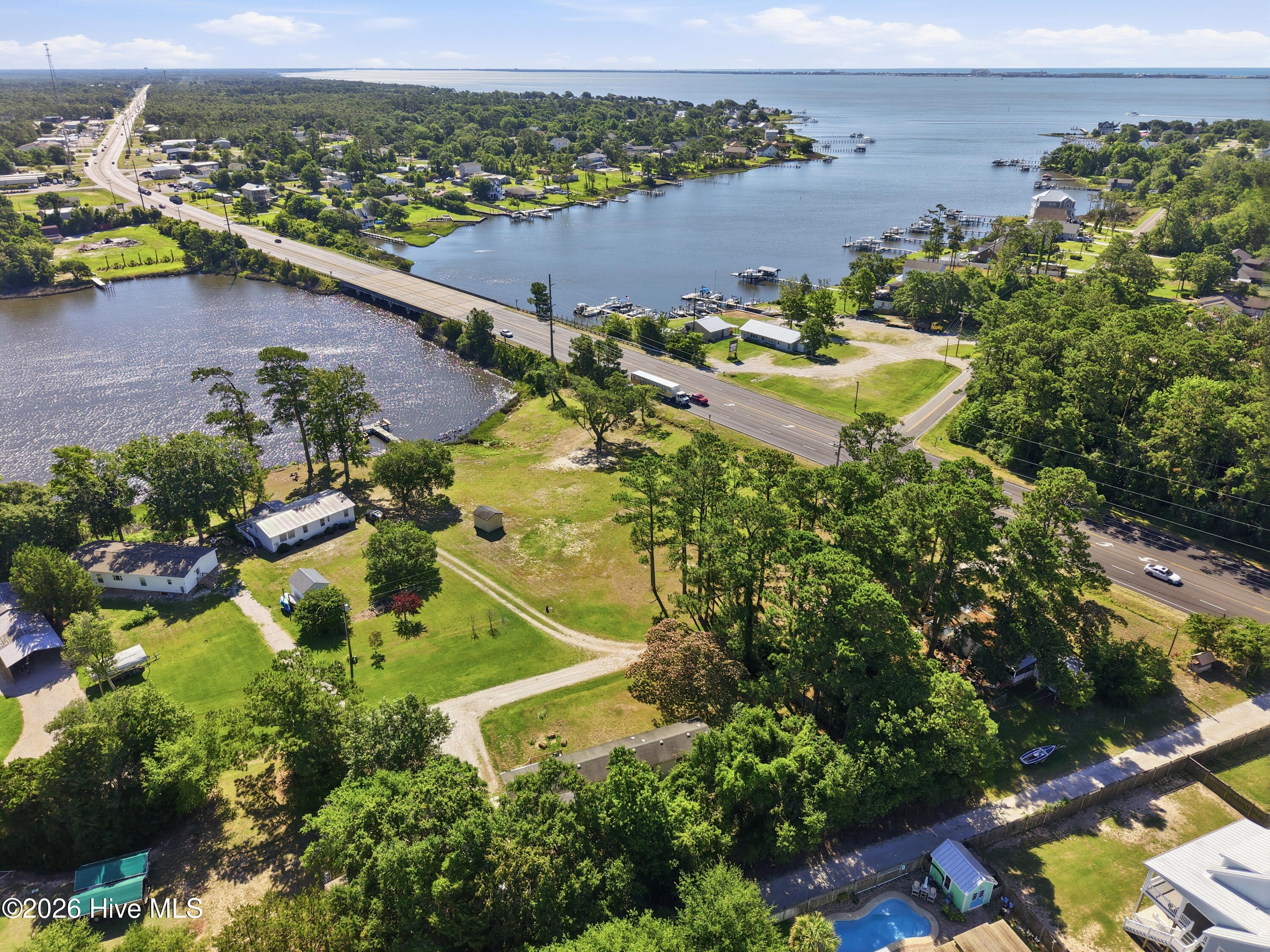 118 Russell Cove