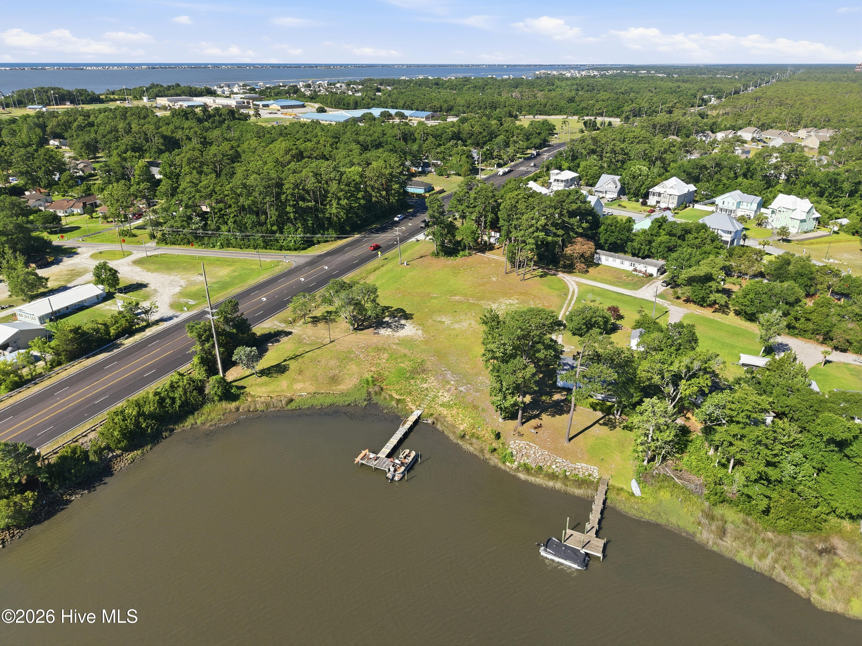 118 Russell Cove
