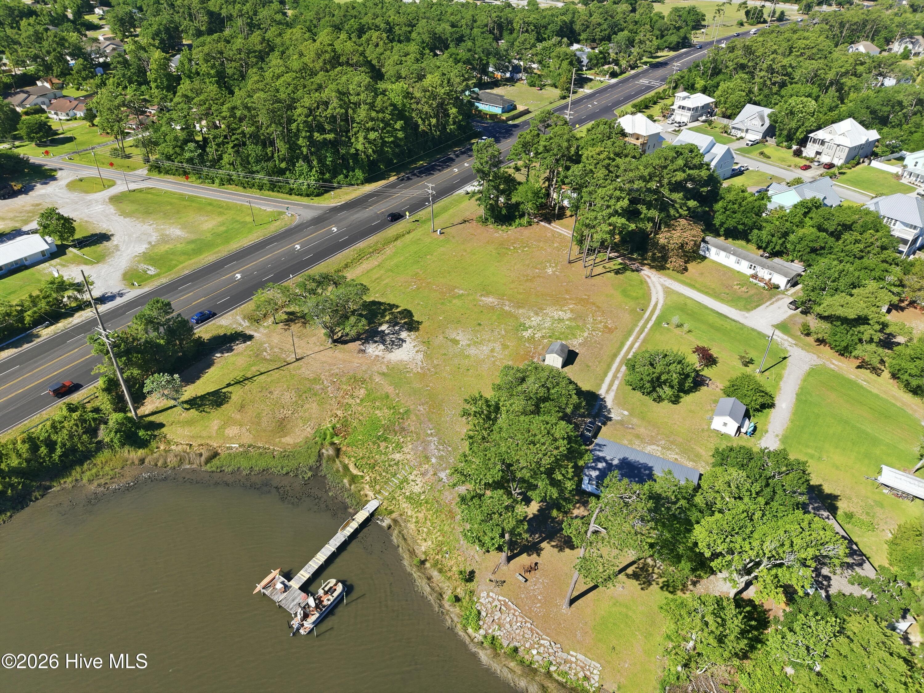 118 Russell Cove