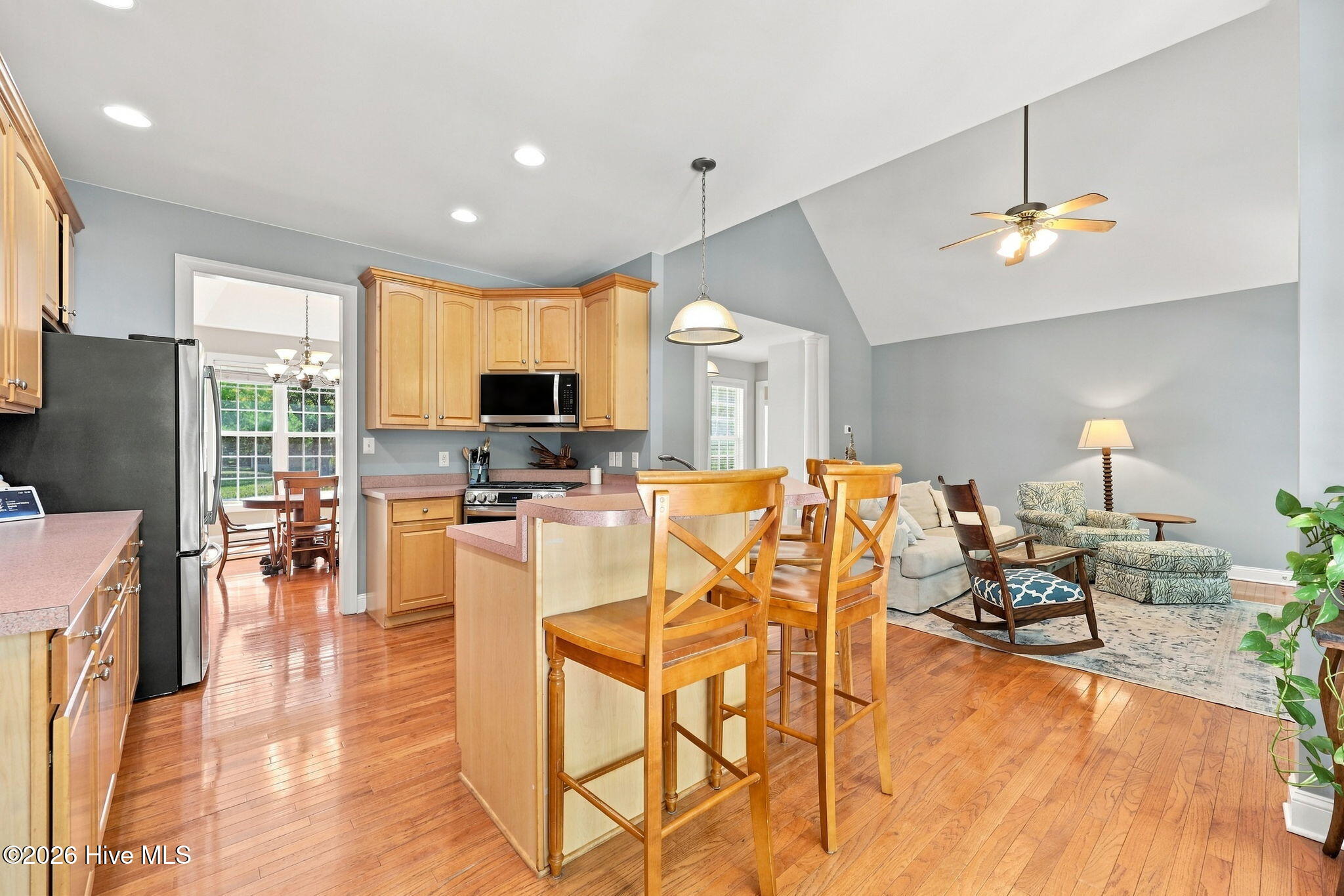 202 Shoreline Drive