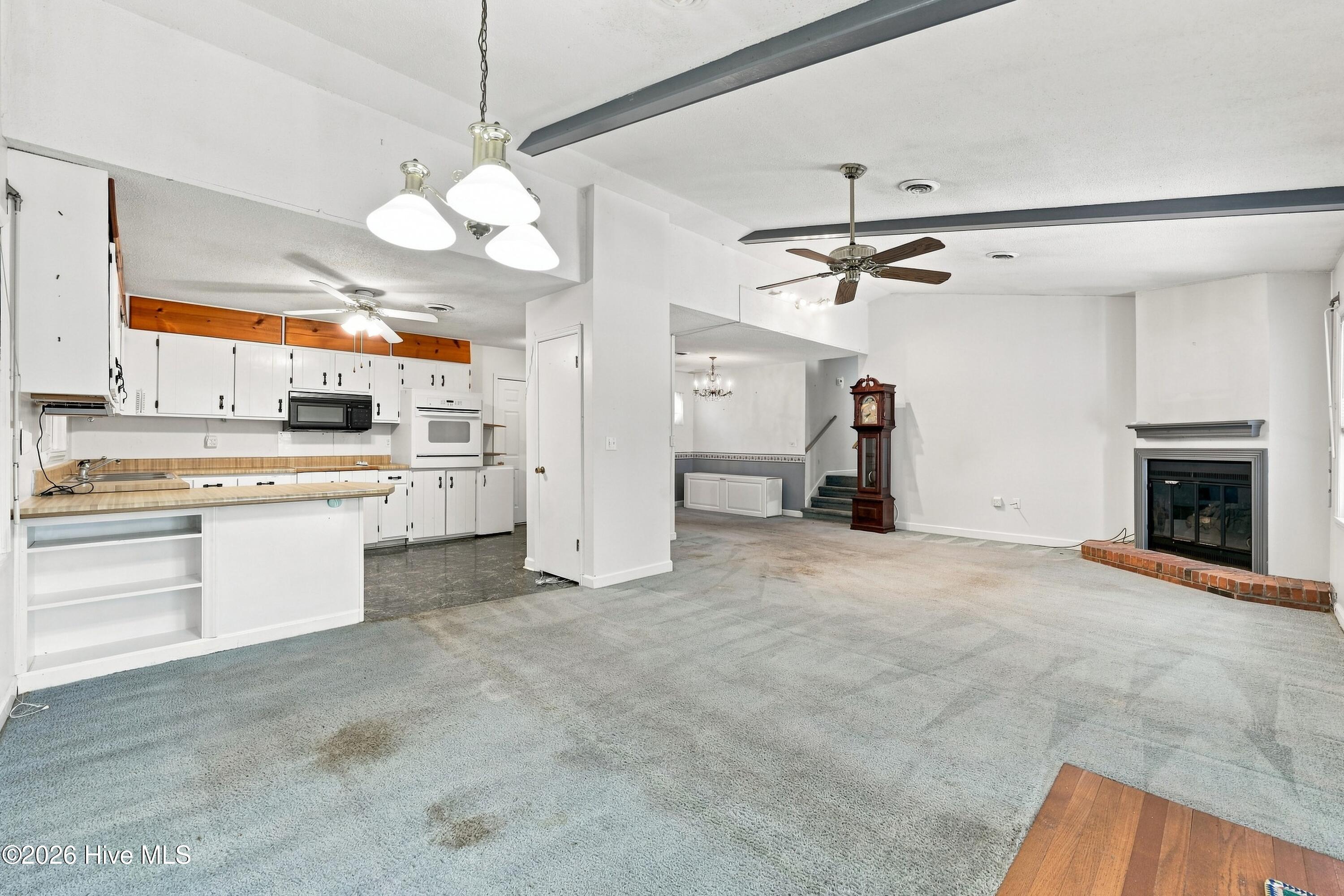 140 Lousan Drive