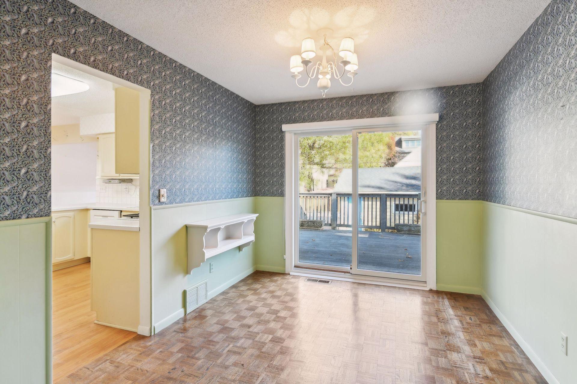 3821 Chowen Avenue S