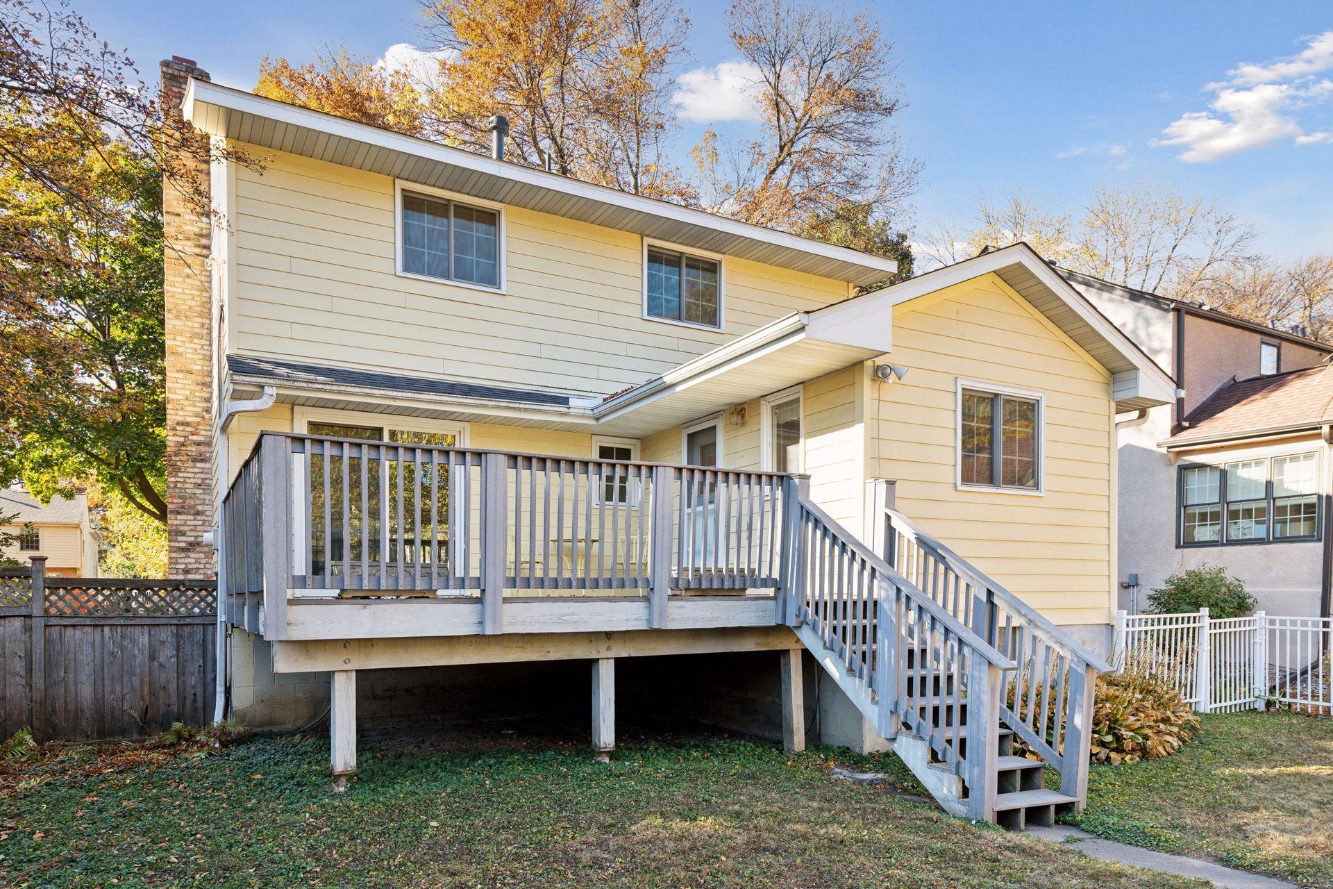 3821 Chowen Avenue S