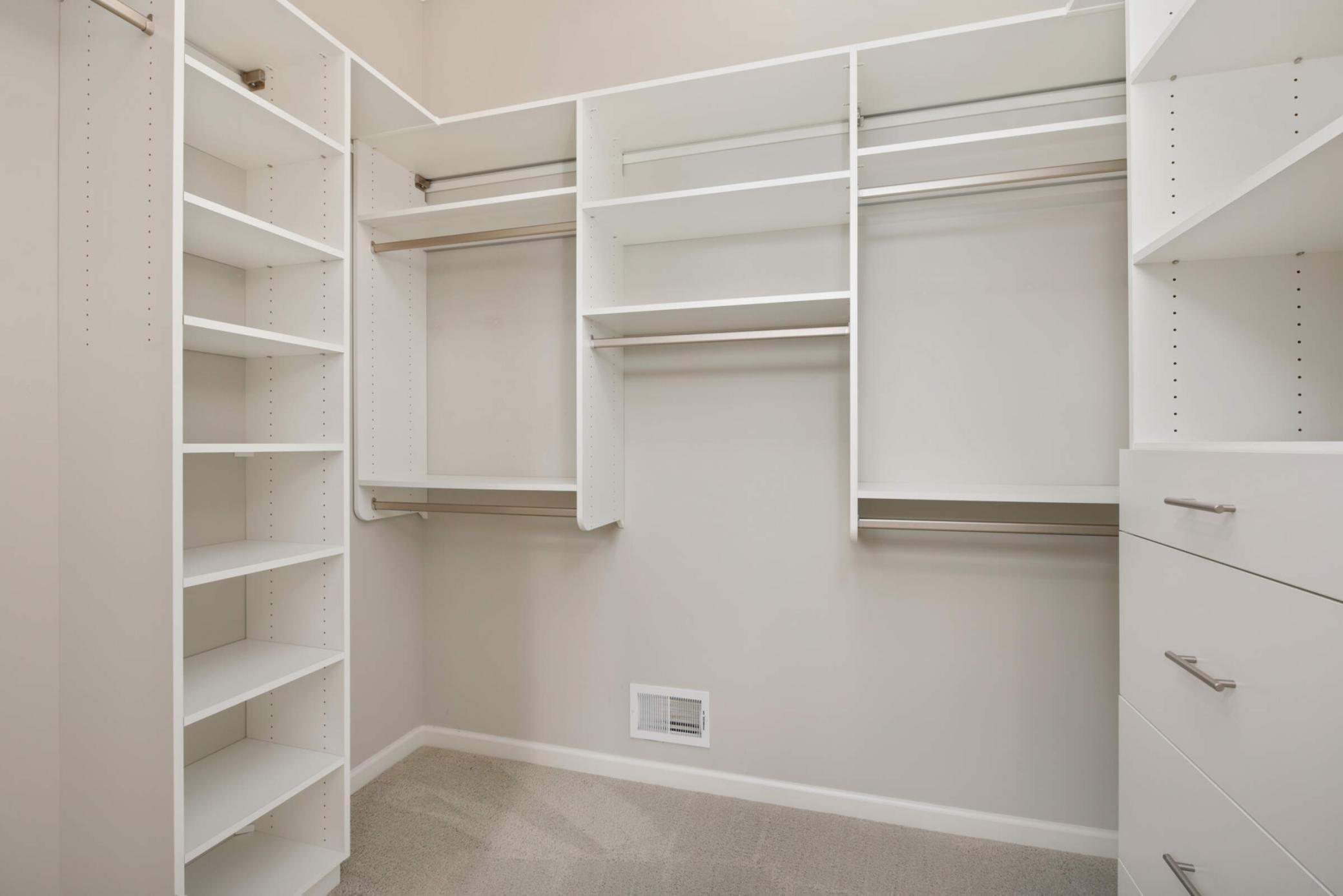 2300 Lemay Shores Drive