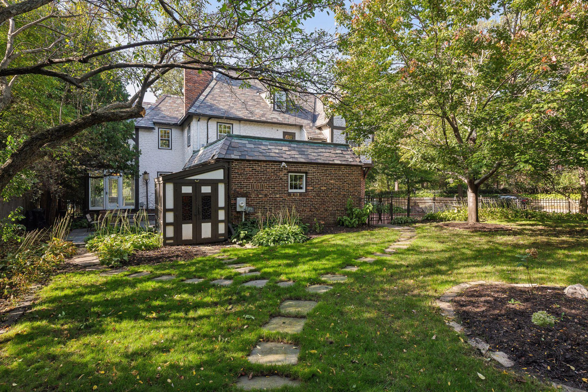 4701 E Lake Harriet Parkway