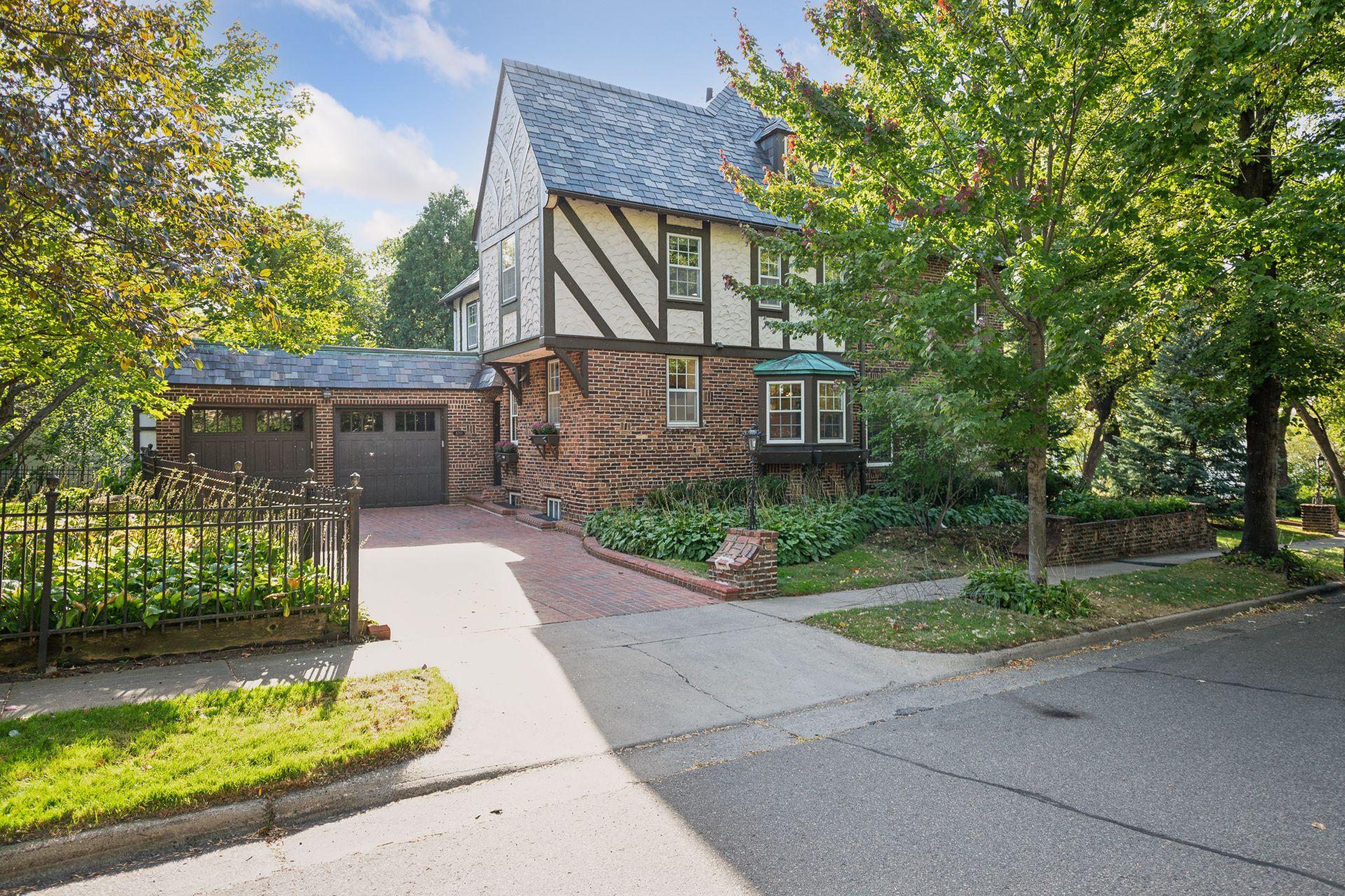 4701 E Lake Harriet Parkway