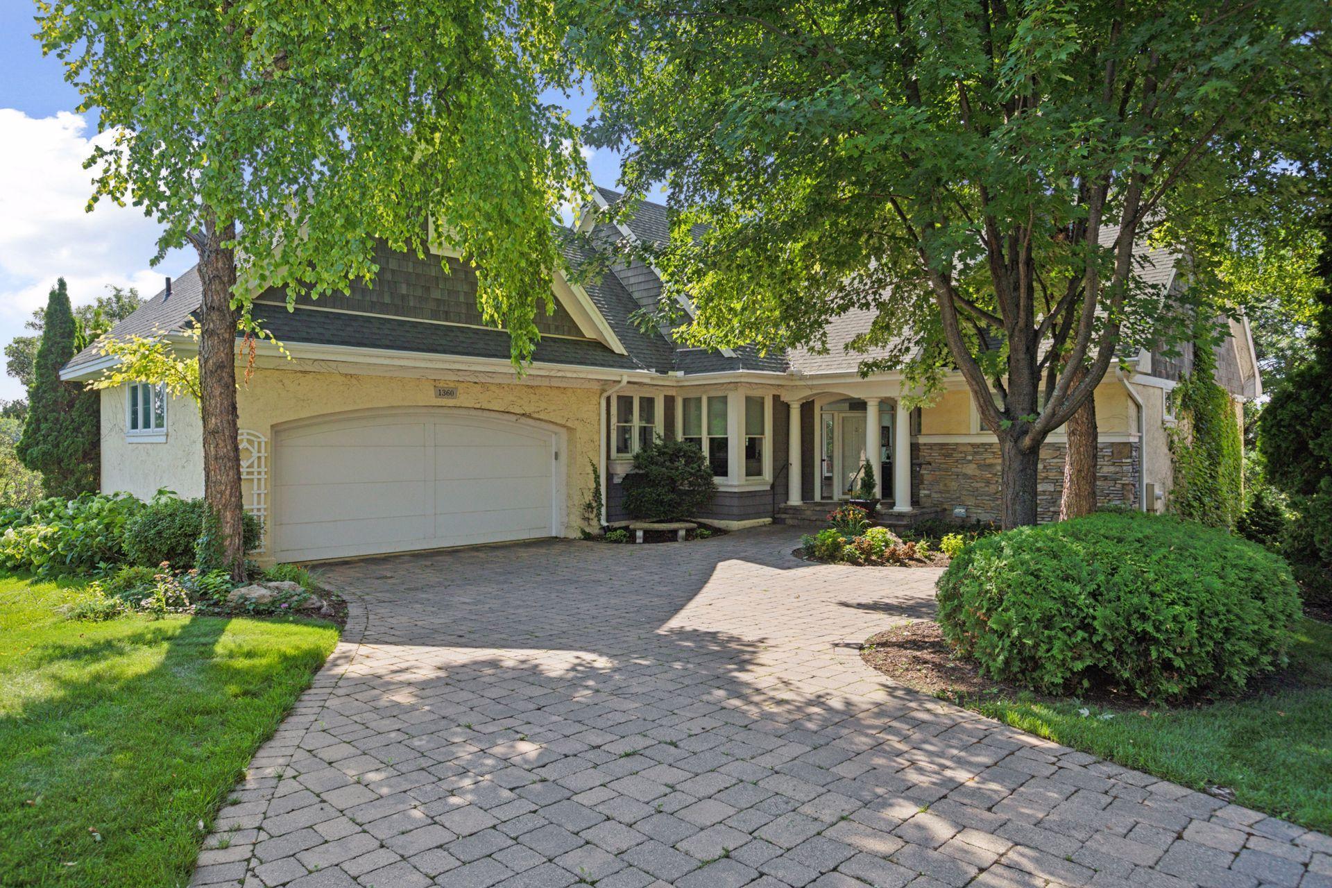 1360 Skyline Drive