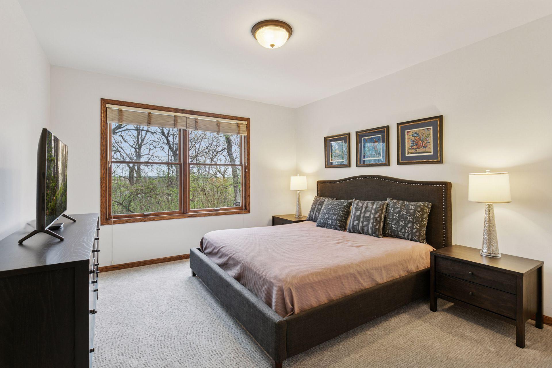 1360 Skyline Drive