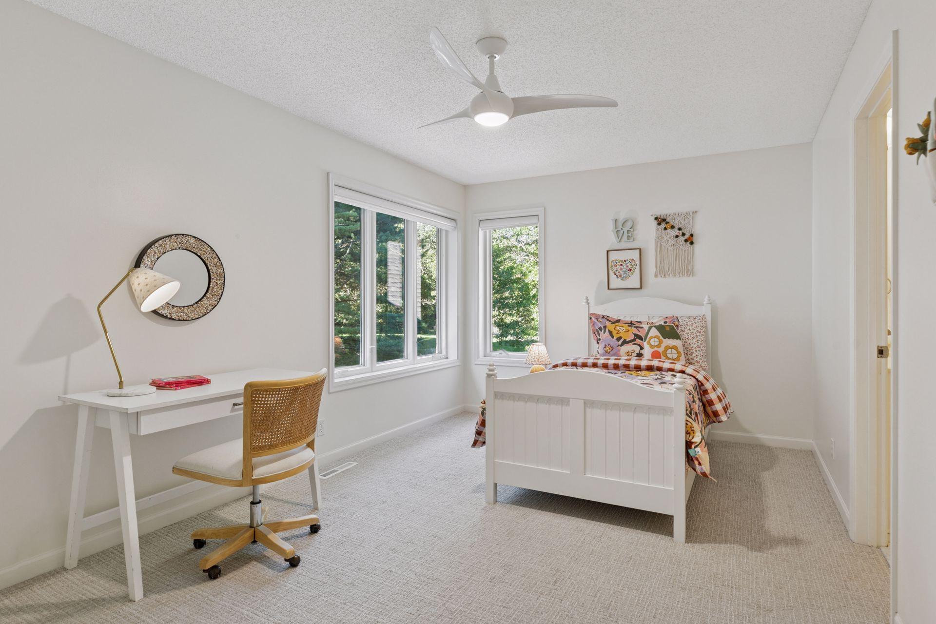 13899 17th Street N
