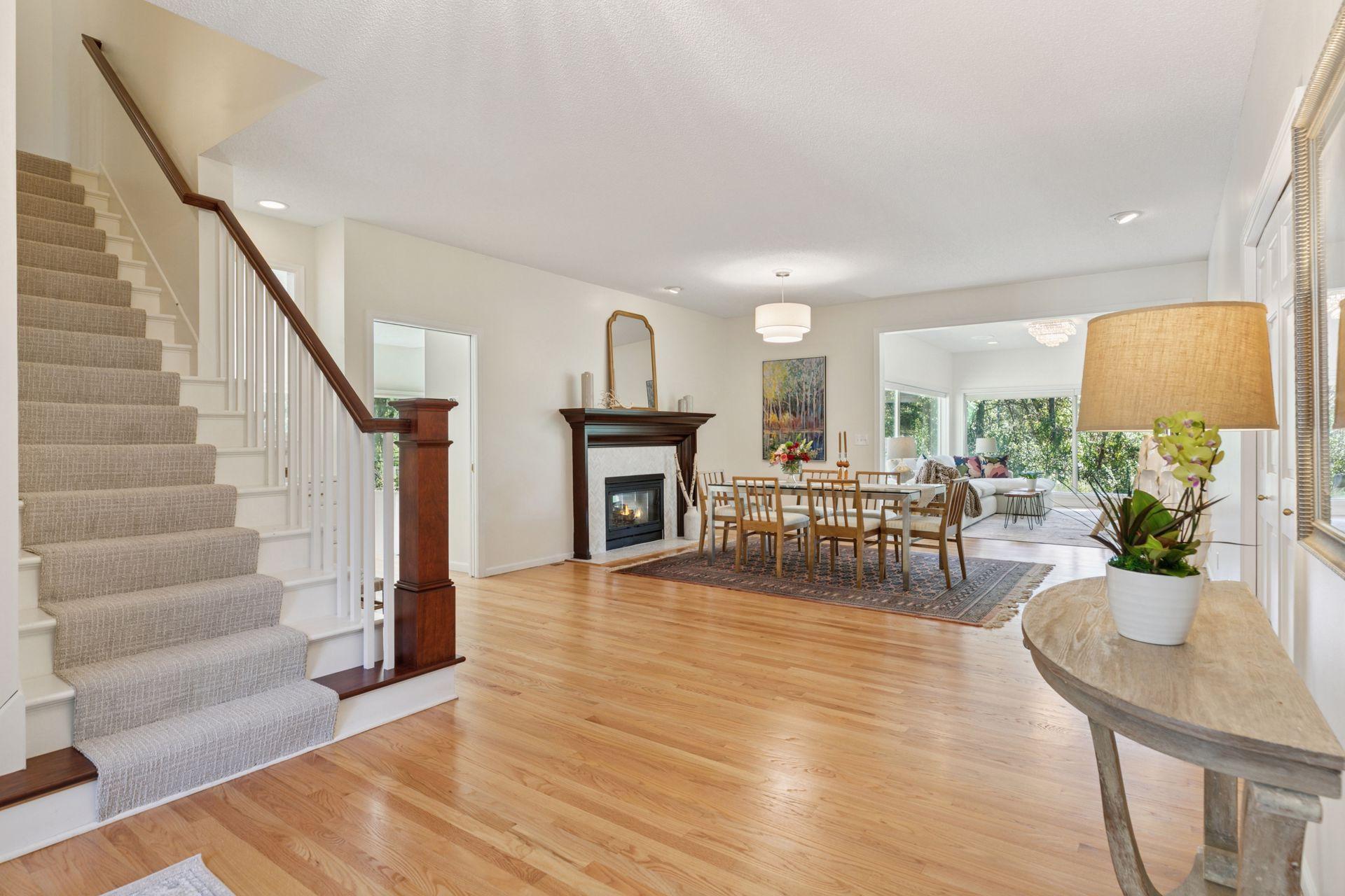 13899 17th Street N