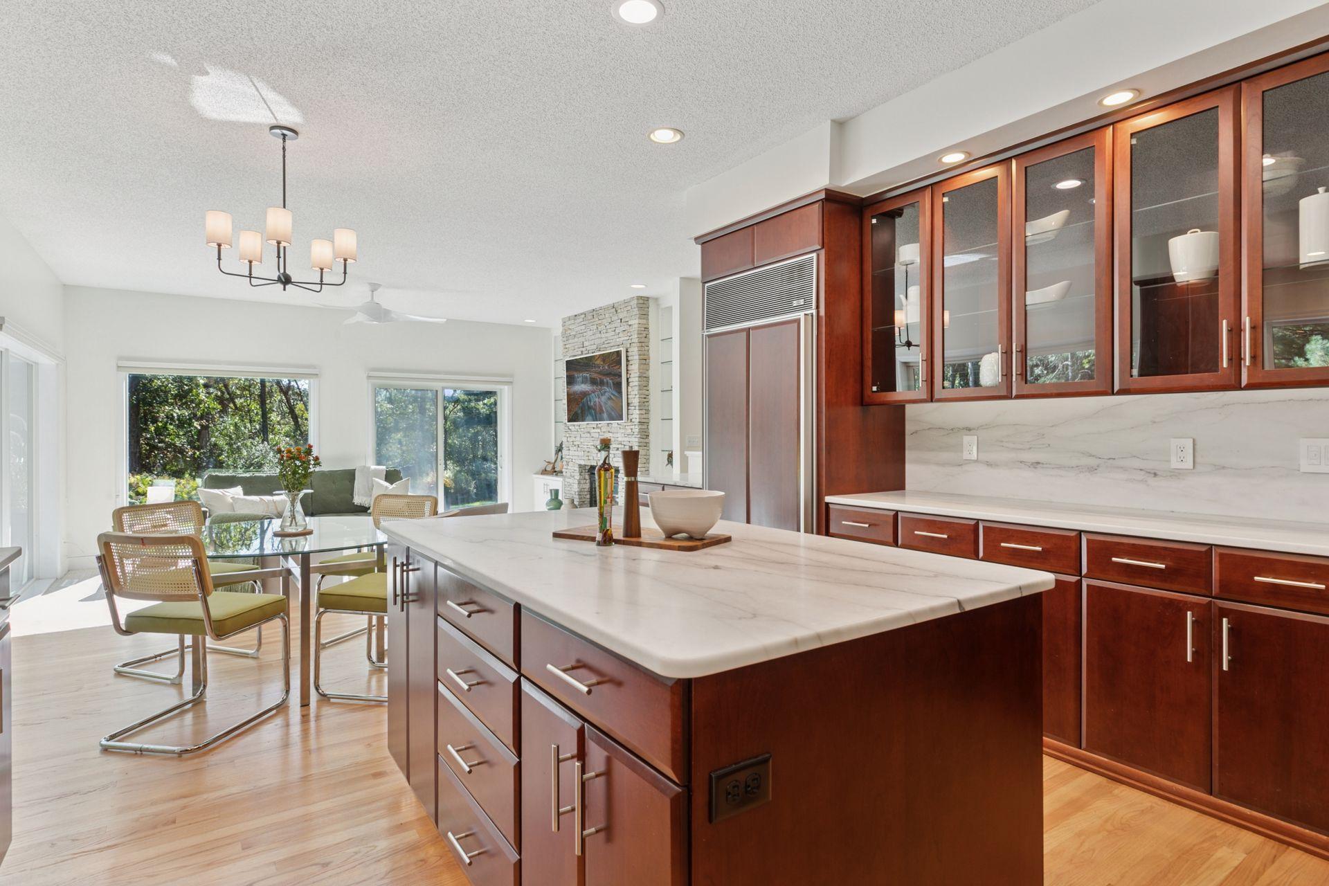 13899 17th Street N