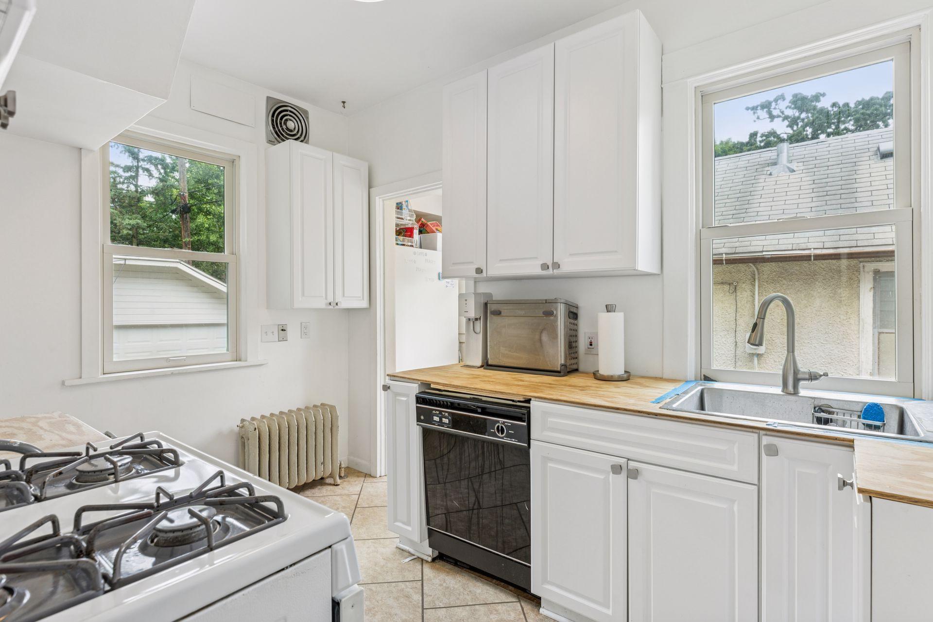 2814 W 41st Street