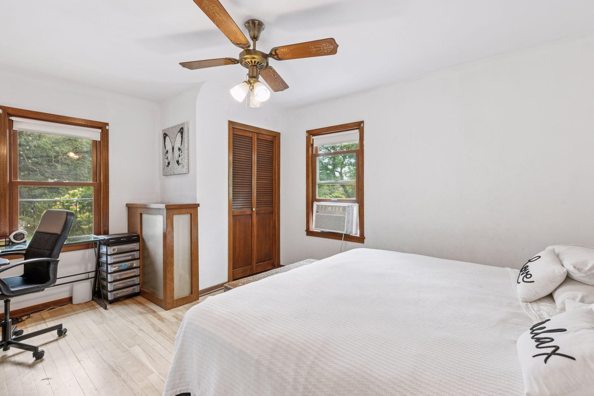 2814 W 41st Street