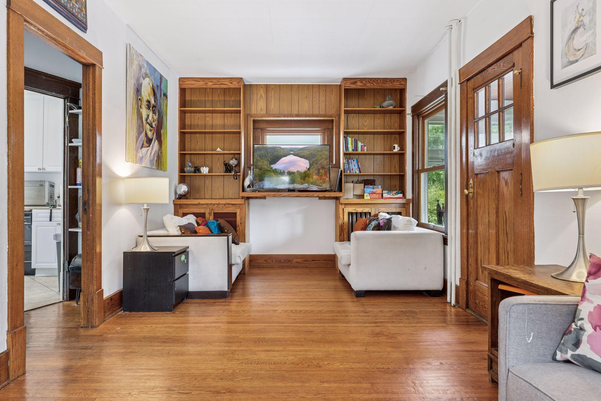 2814 W 41st Street