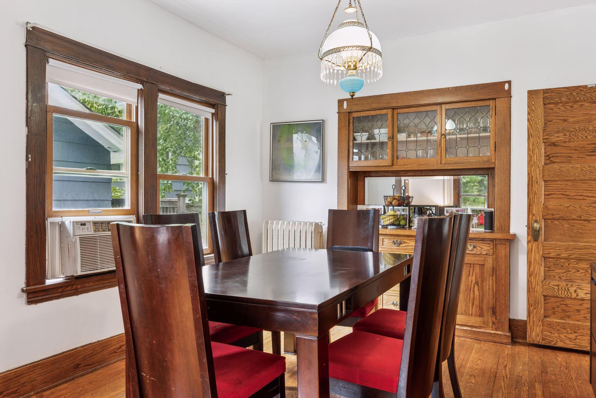 2814 W 41st Street