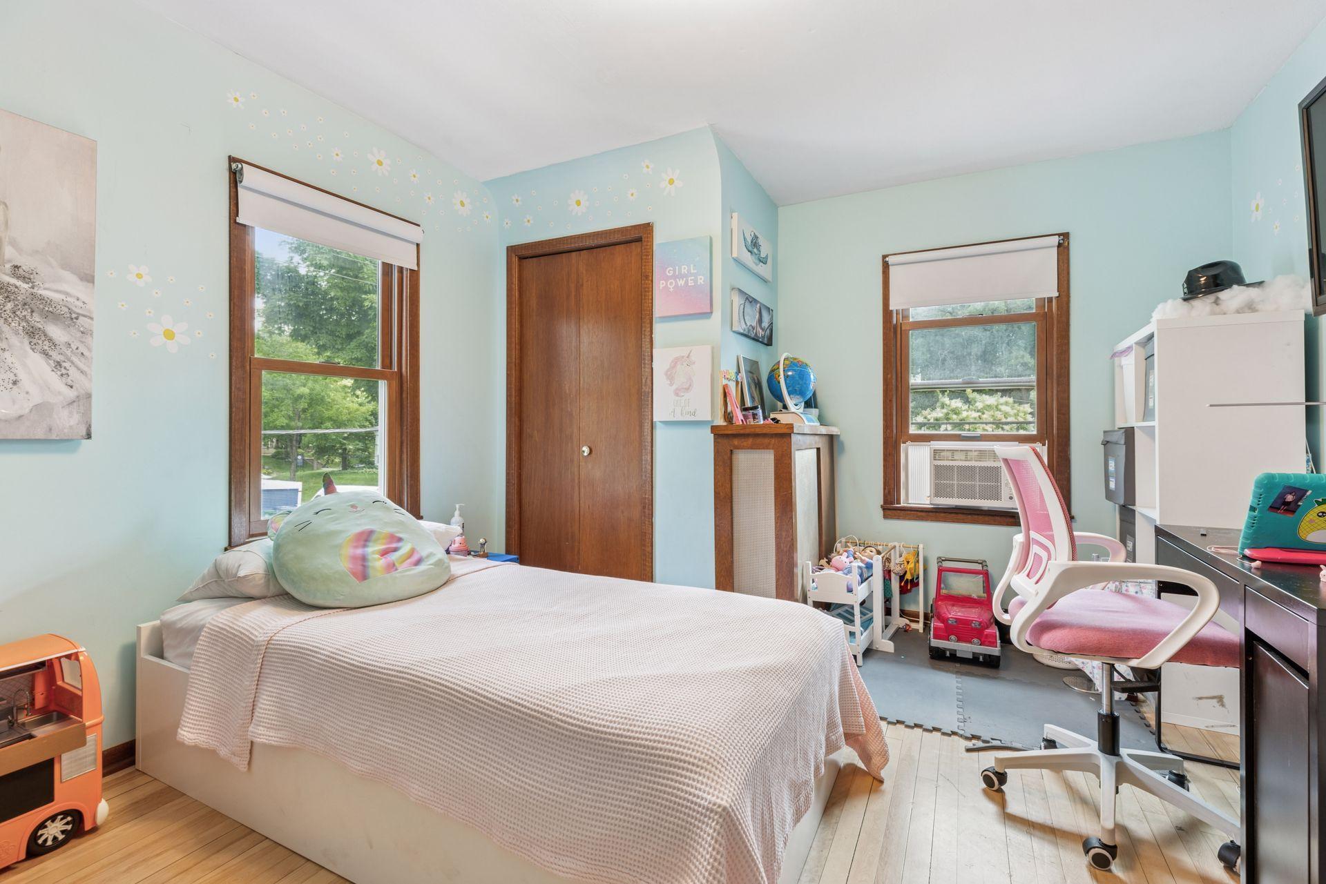 2814 W 41st Street