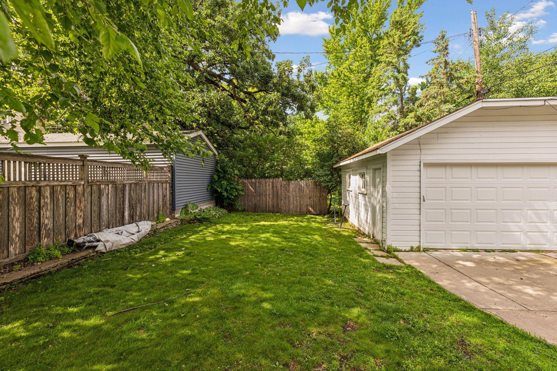 2814 W 41st Street