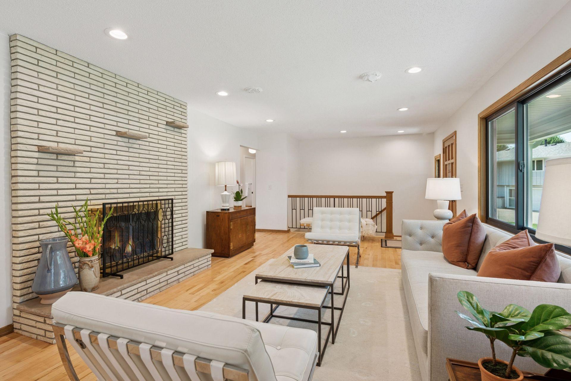 7329 Ridgeway Road