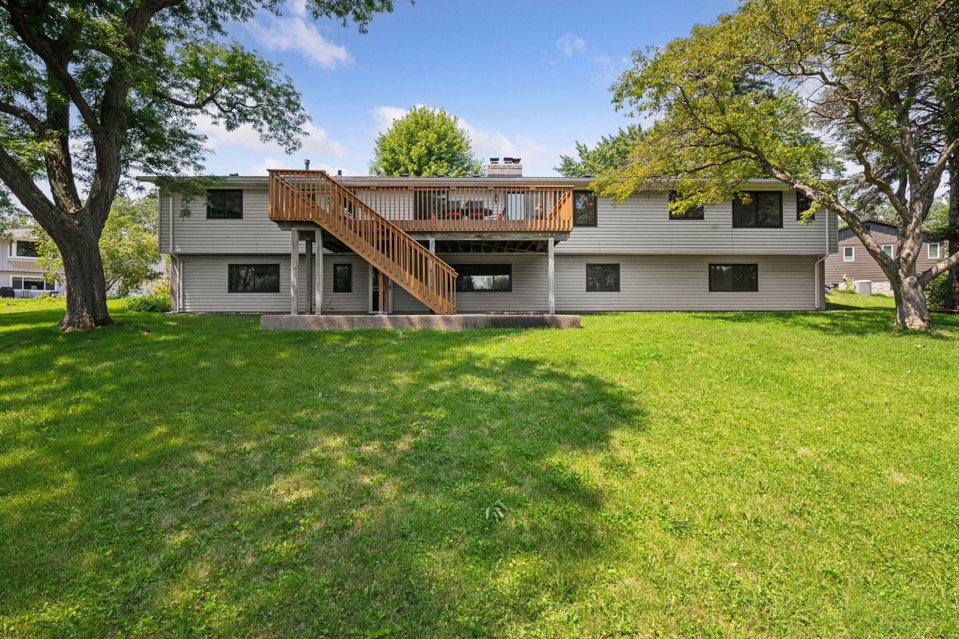 7329 Ridgeway Road