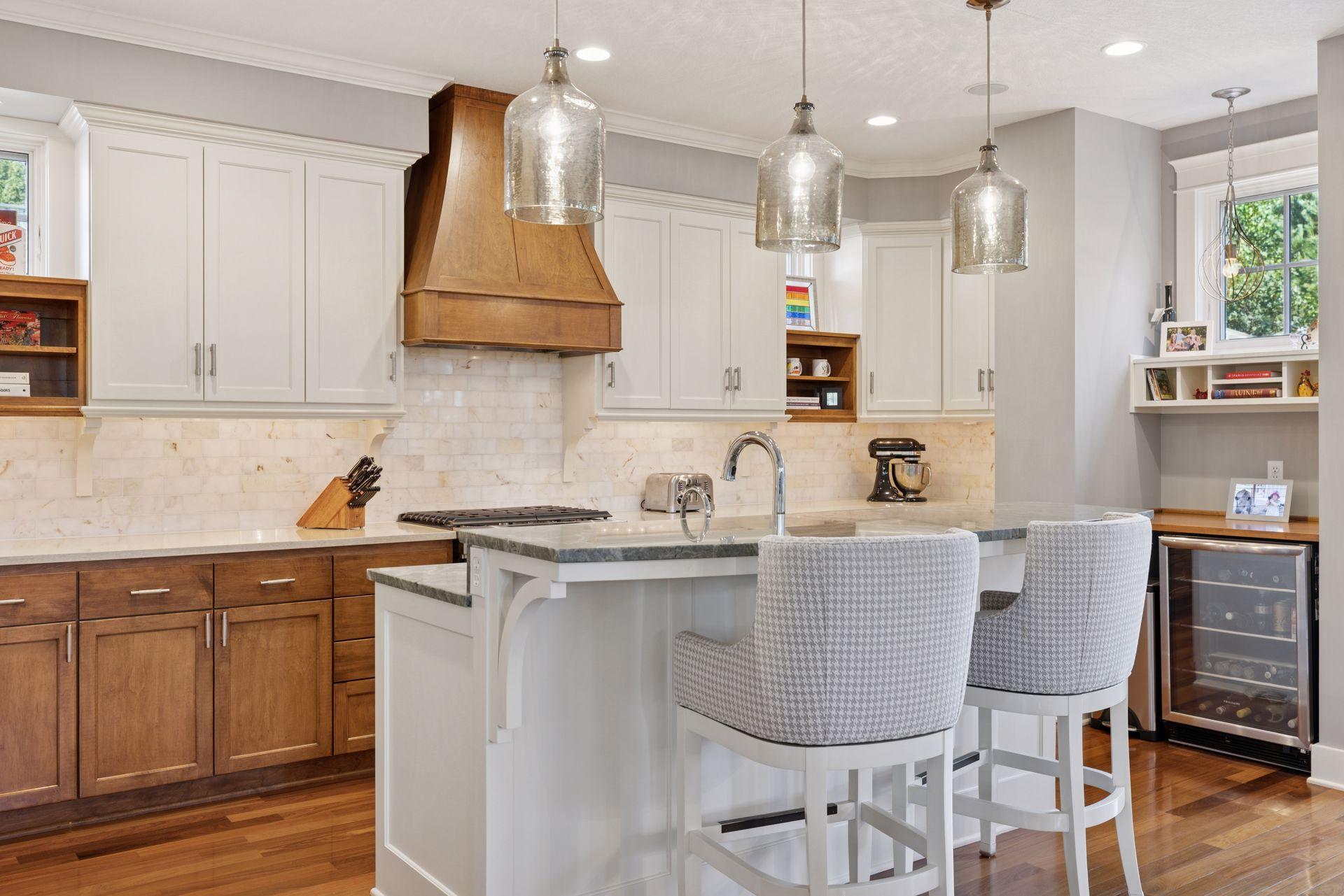 2414 W 42nd Street