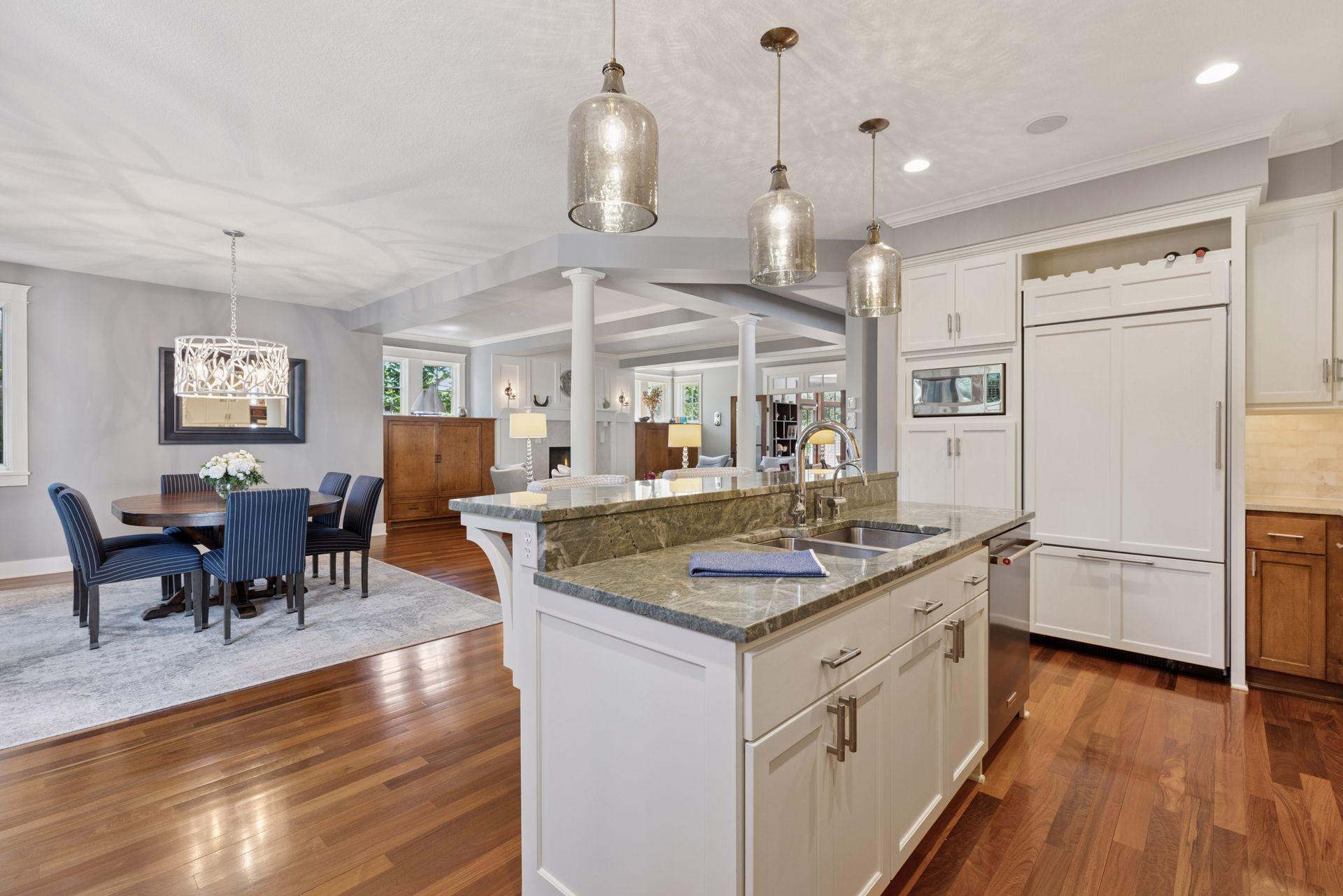 2414 W 42nd Street