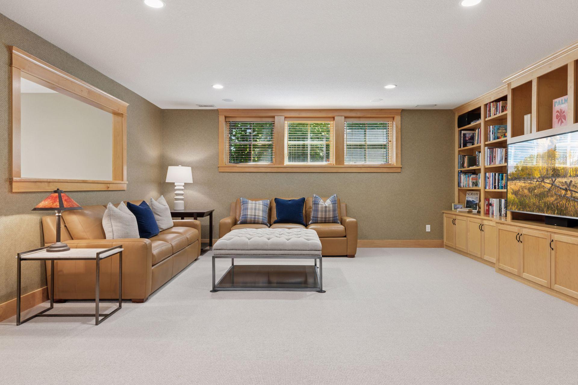 2414 W 42nd Street