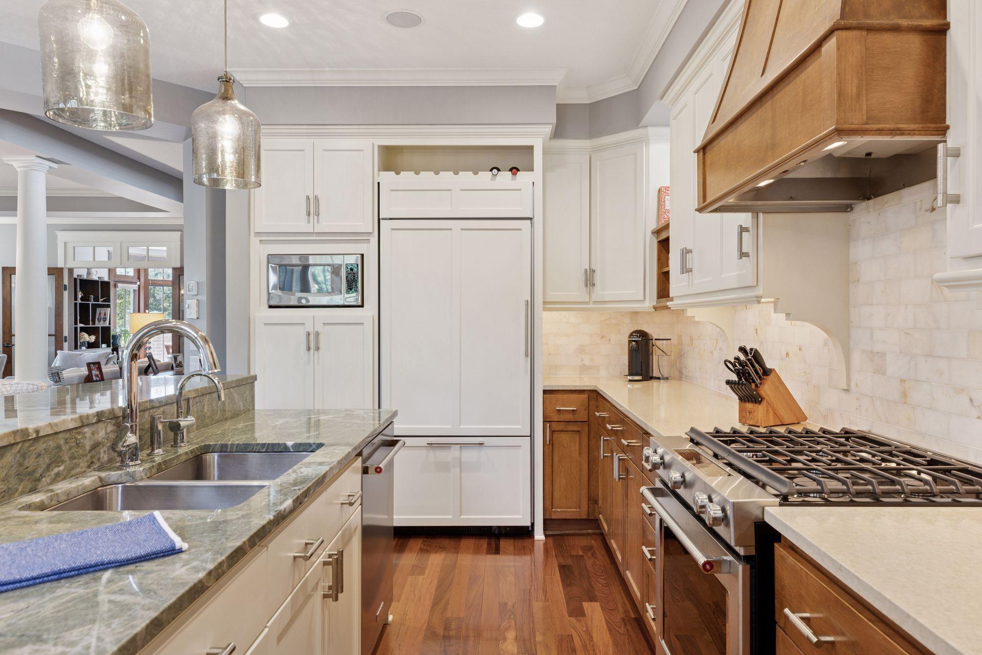 2414 W 42nd Street