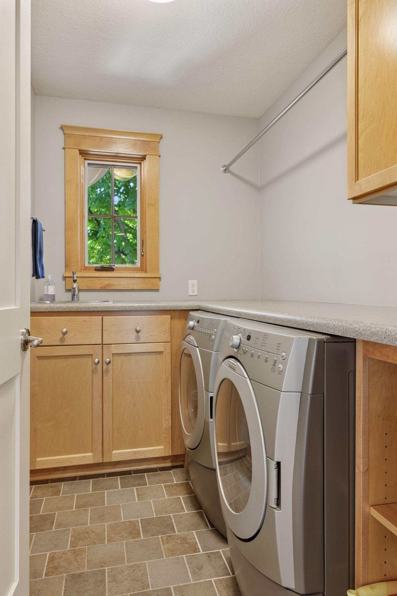 2414 W 42nd Street