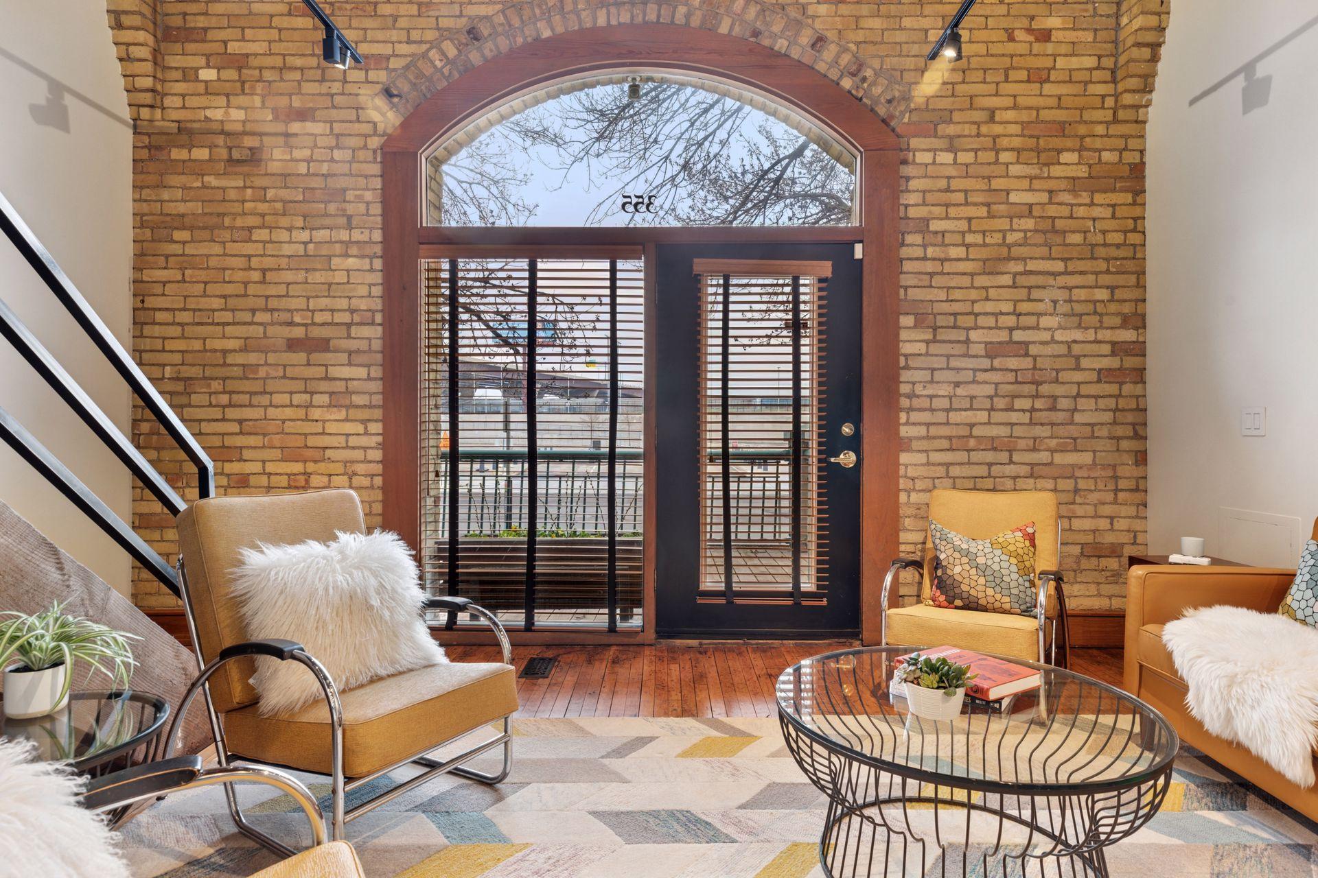 355 Kellogg Boulevard E Unit: 7