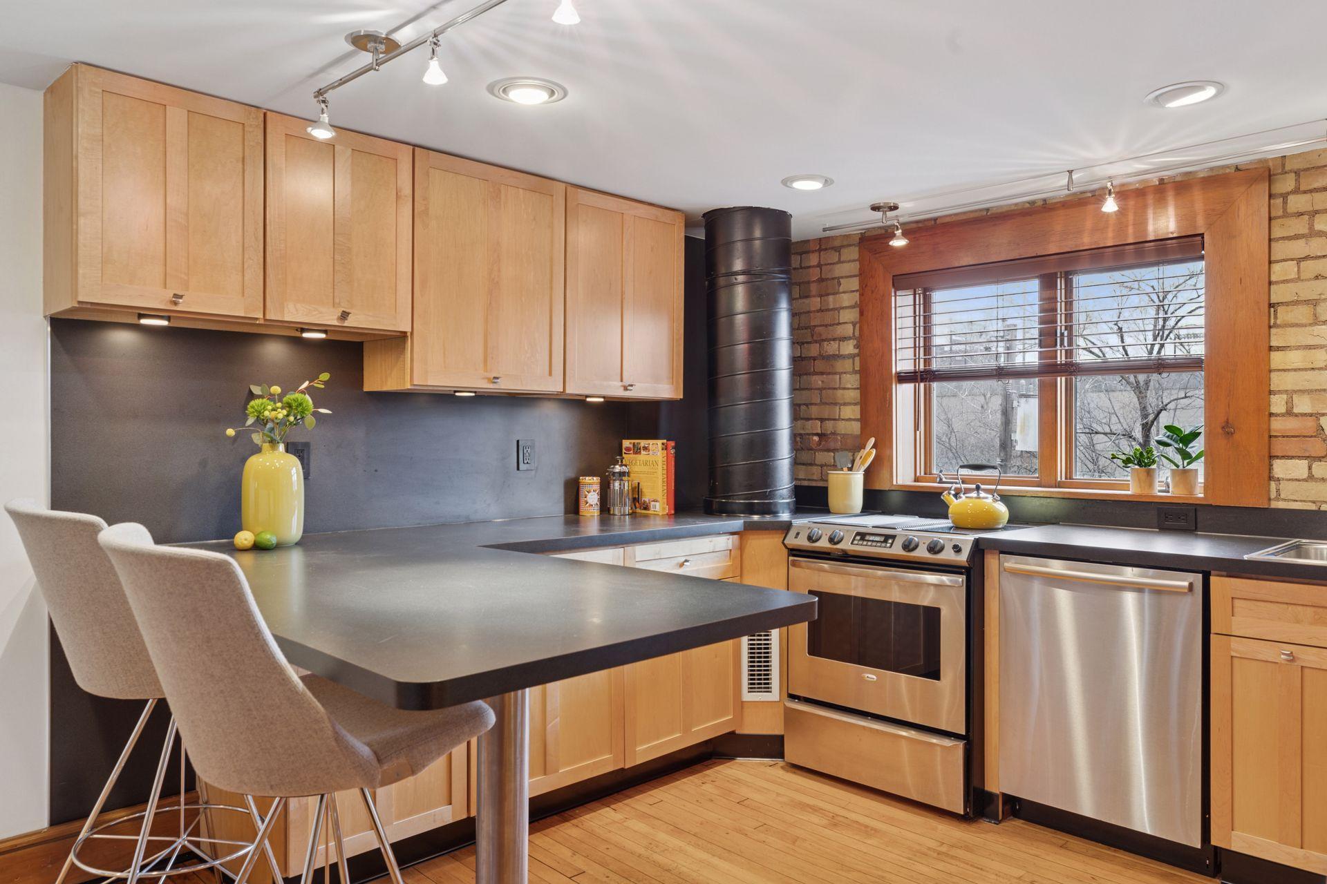 355 Kellogg Boulevard E Unit: 7