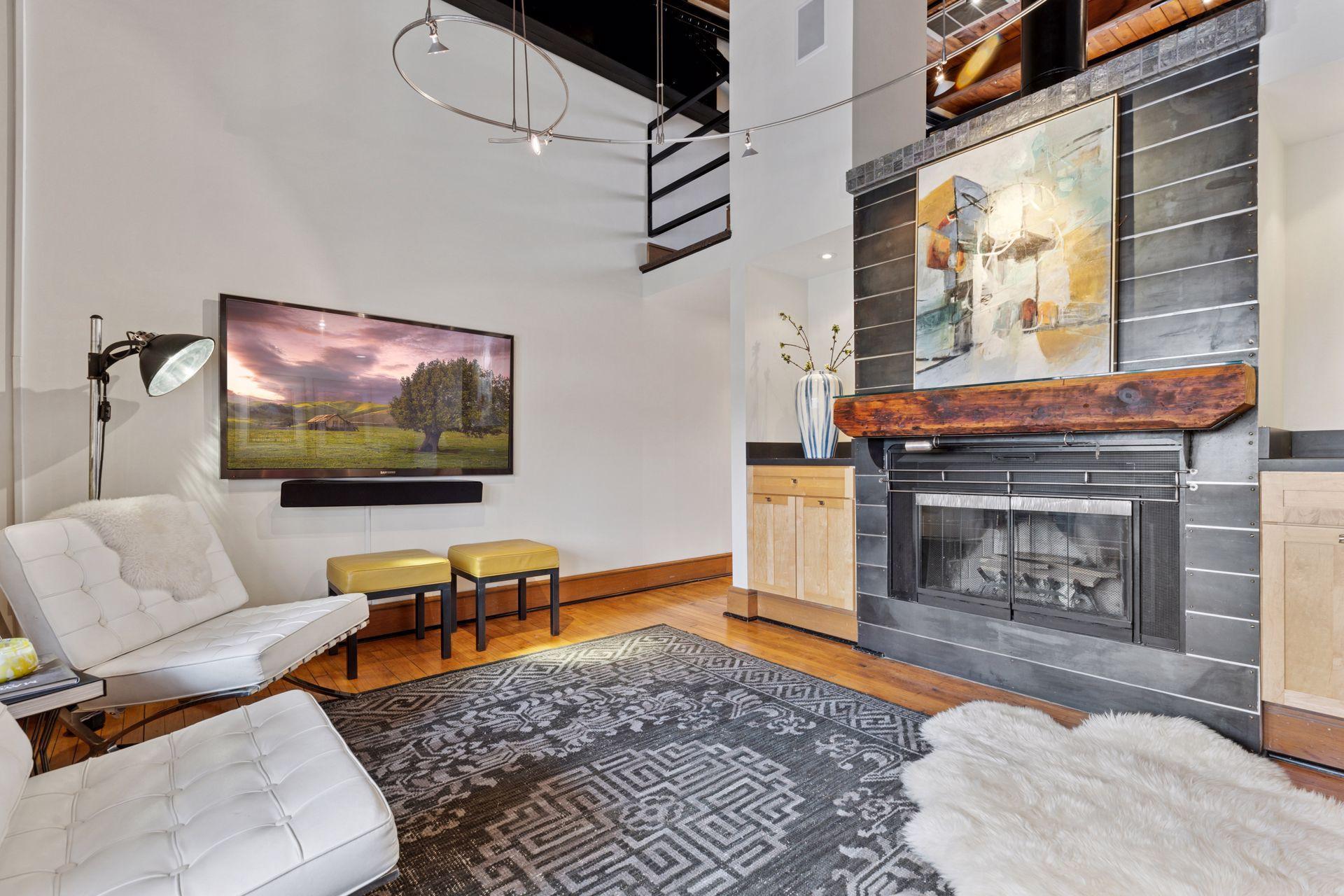 355 Kellogg Boulevard E Unit: 7