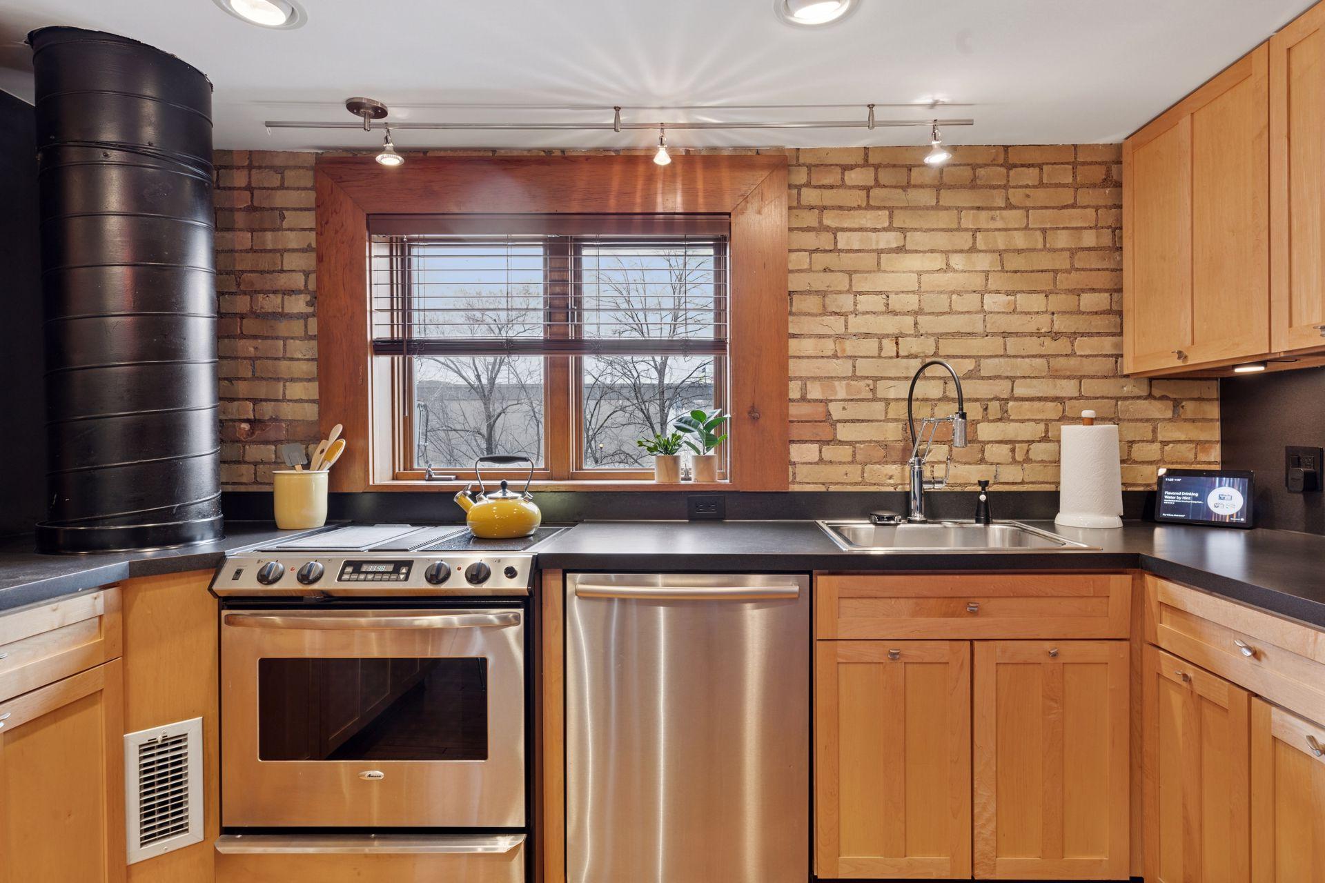 355 Kellogg Boulevard E Unit: 7