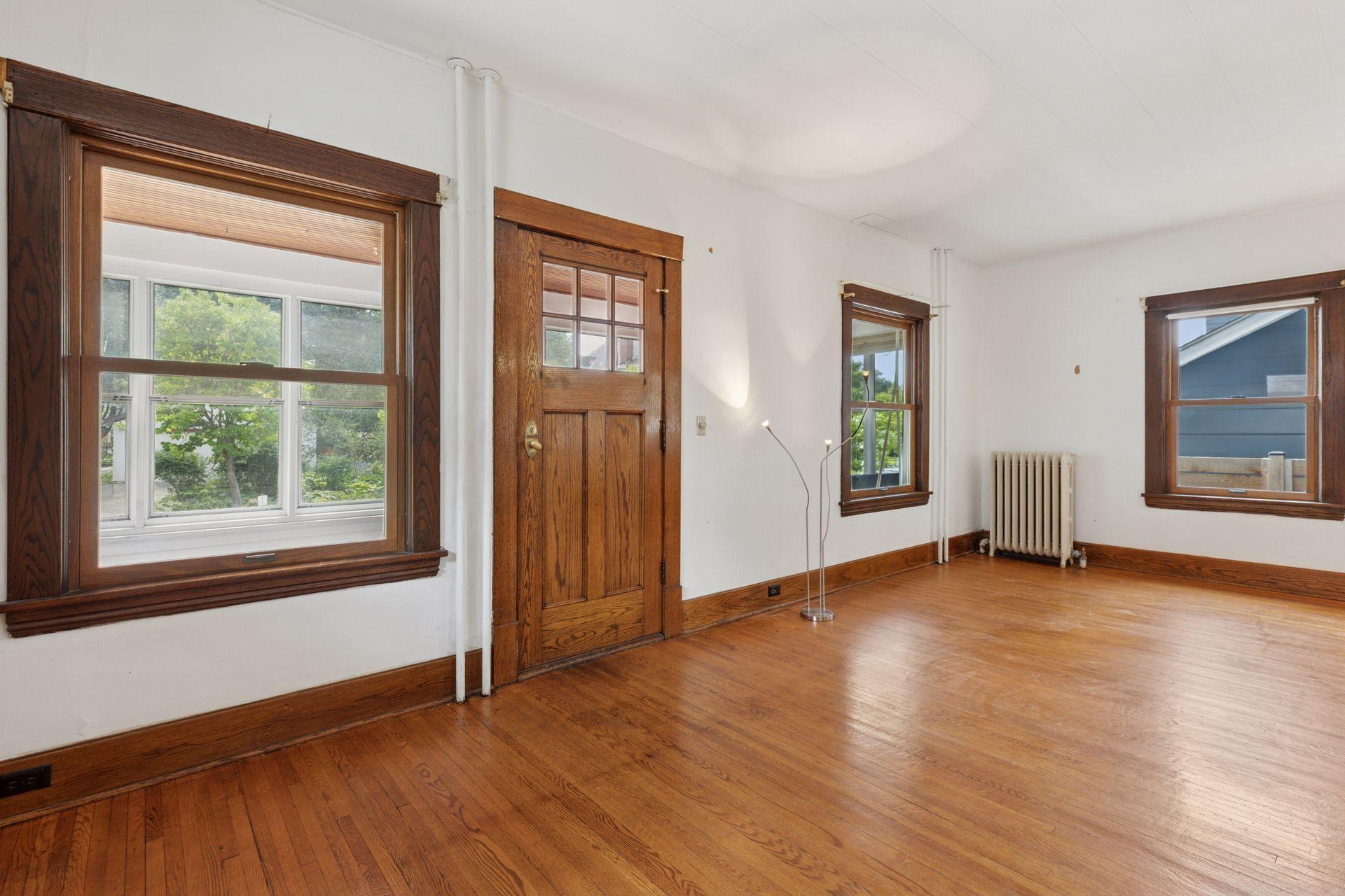 2814 W 41st Street