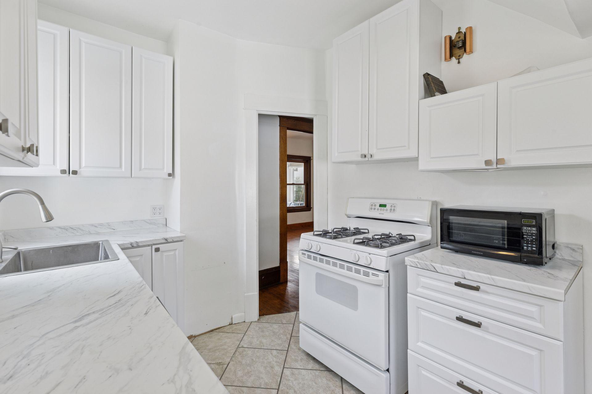 2814 W 41st Street