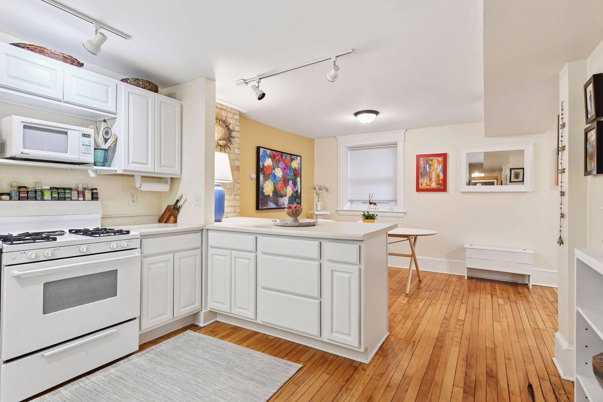 4300 Linden Hills Boulevard Unit: 3