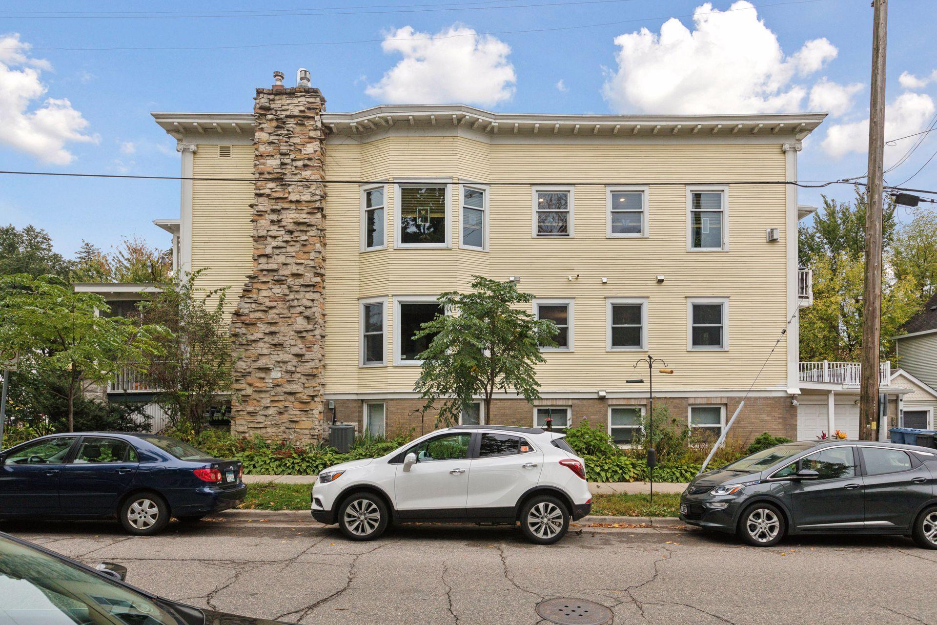 4300 Linden Hills Boulevard Unit: 3